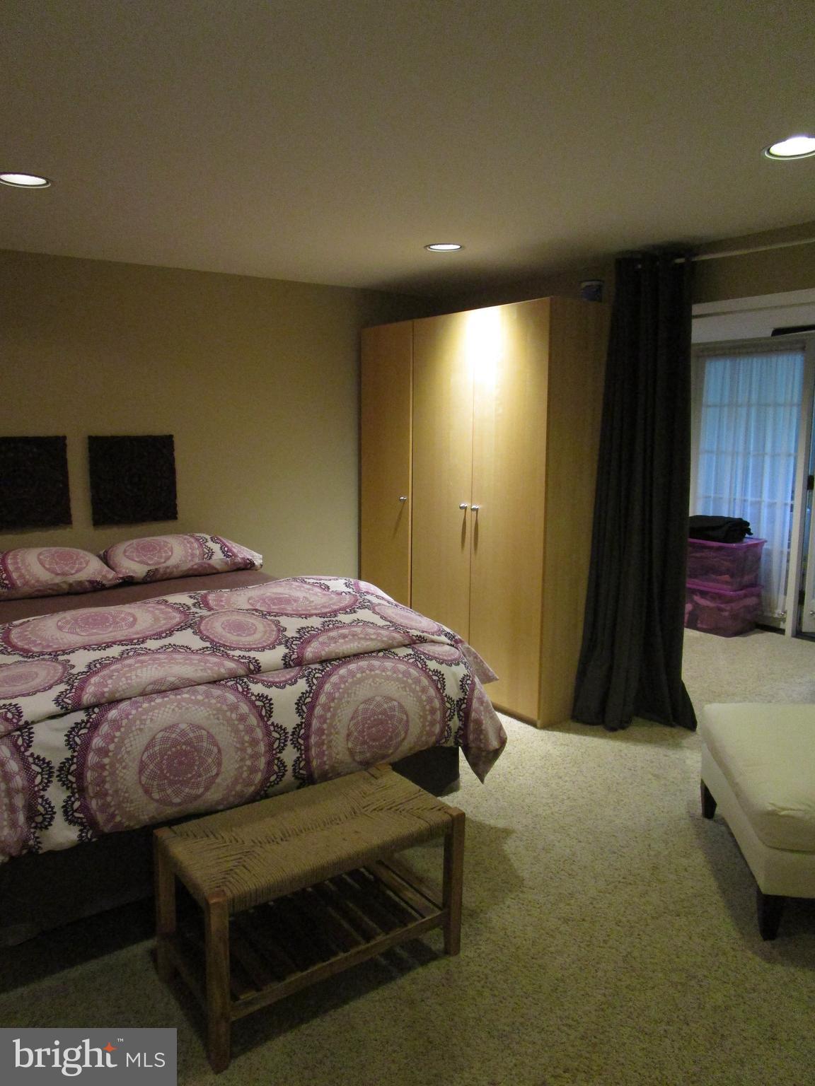 SILVER SPRING - Residential Lease