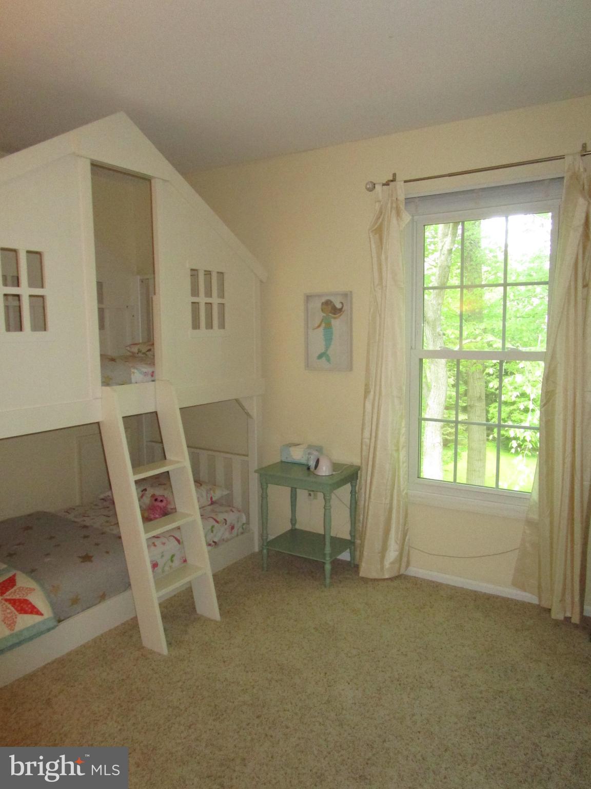 SILVER SPRING - Residential Lease