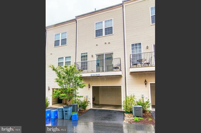 GALLERY PARK - Residential Lease