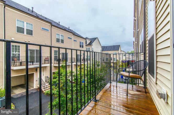 GALLERY PARK - Residential Lease