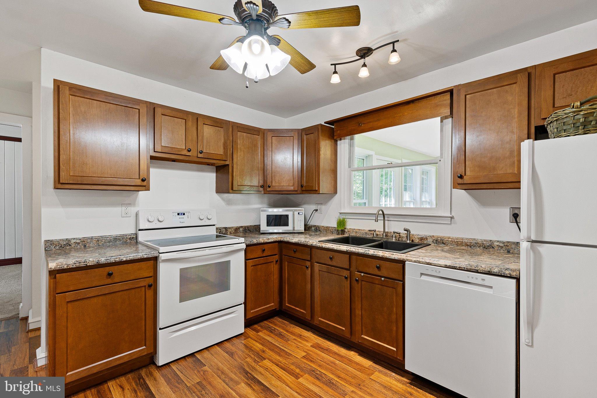 GLASGOW PINES - Residential