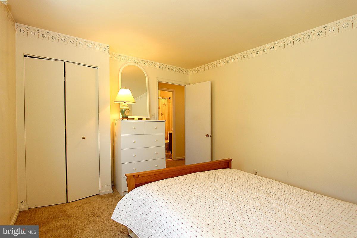 HUNTERS WOODS - Residential