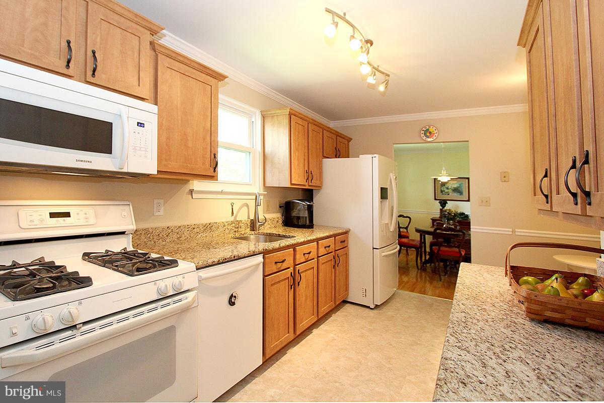 HUNTERS WOODS - Residential