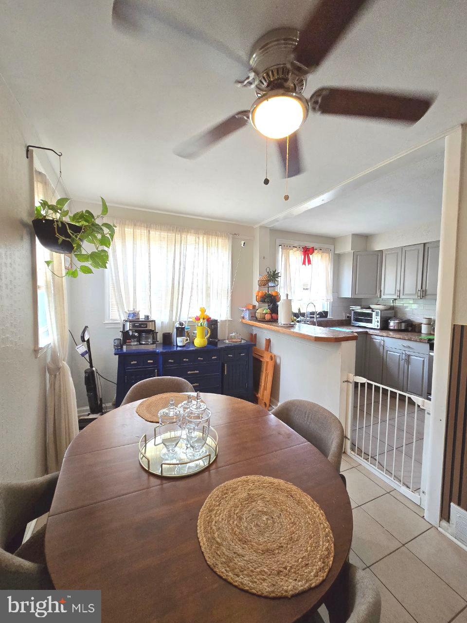 LAWNCREST - Residential