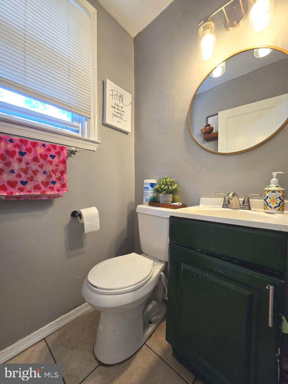 LAWNCREST - Residential