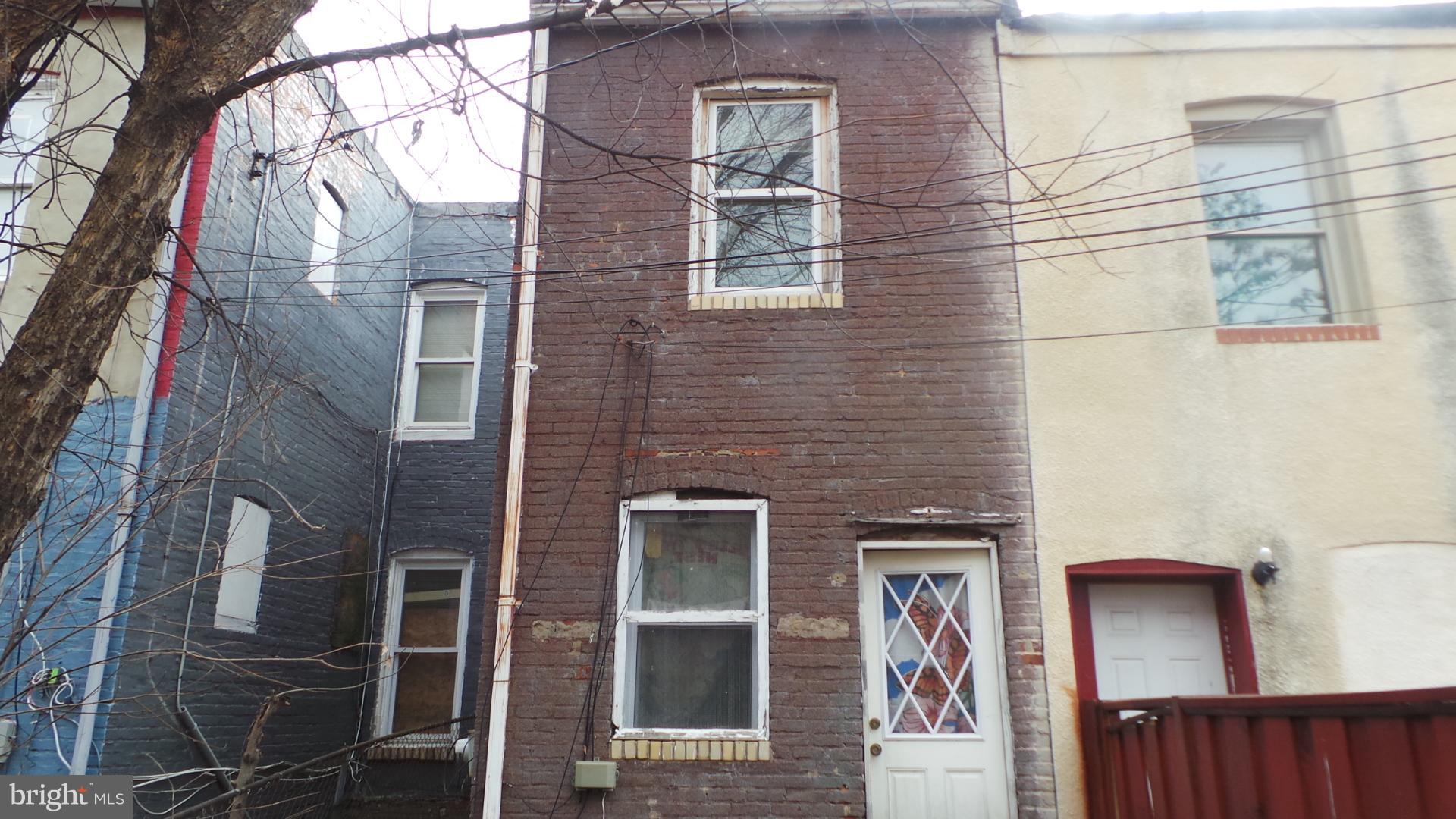 BROADWAY EAST - Residential