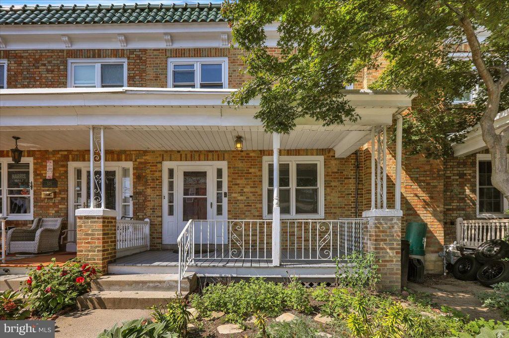 Photo of 531 Burrowes Avenue, Lancaster, PA 17602 (MLS # PALA2056872)