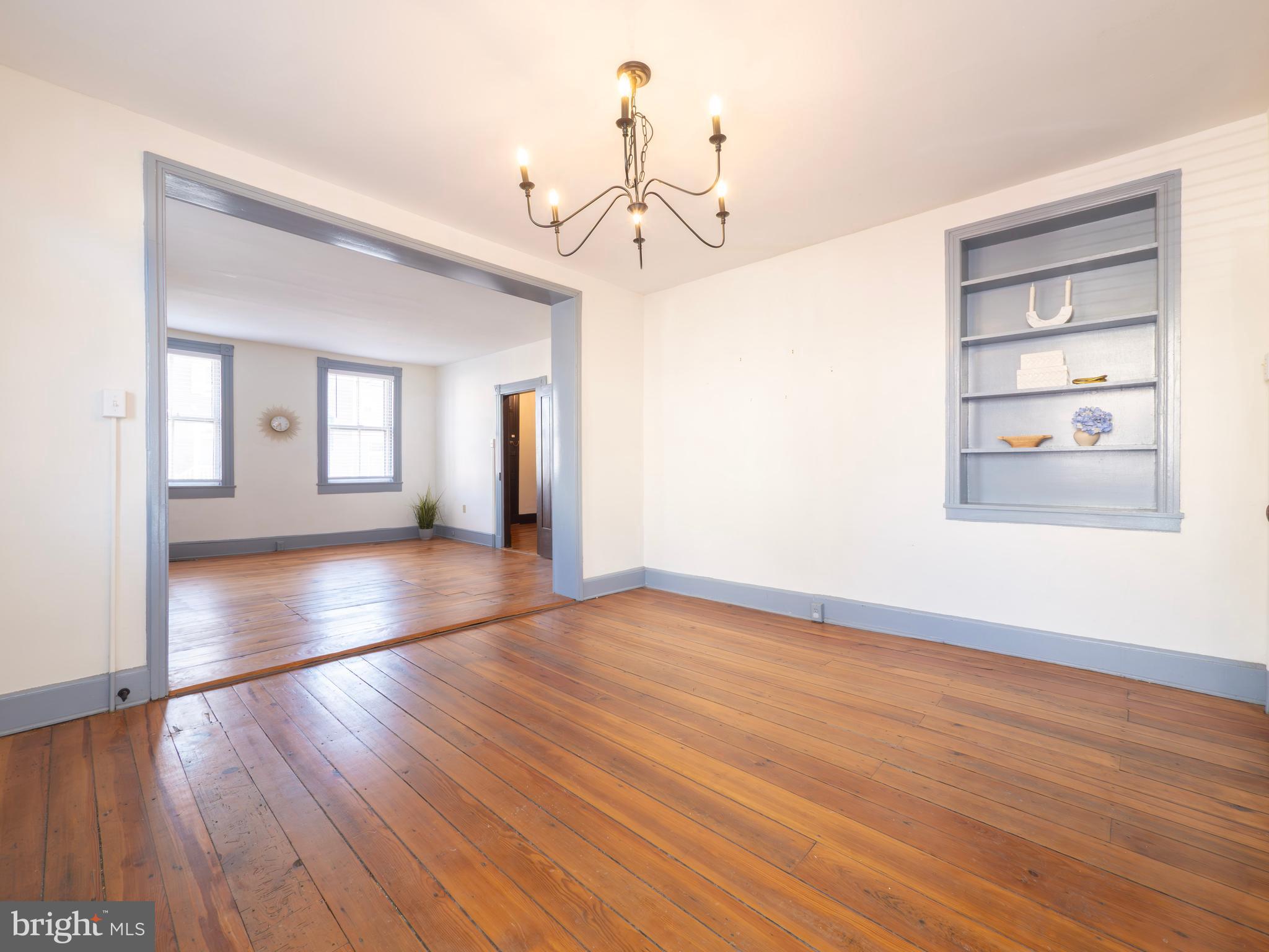 WINCHESTER HISTORIC DISTRICT - Commercial Sale