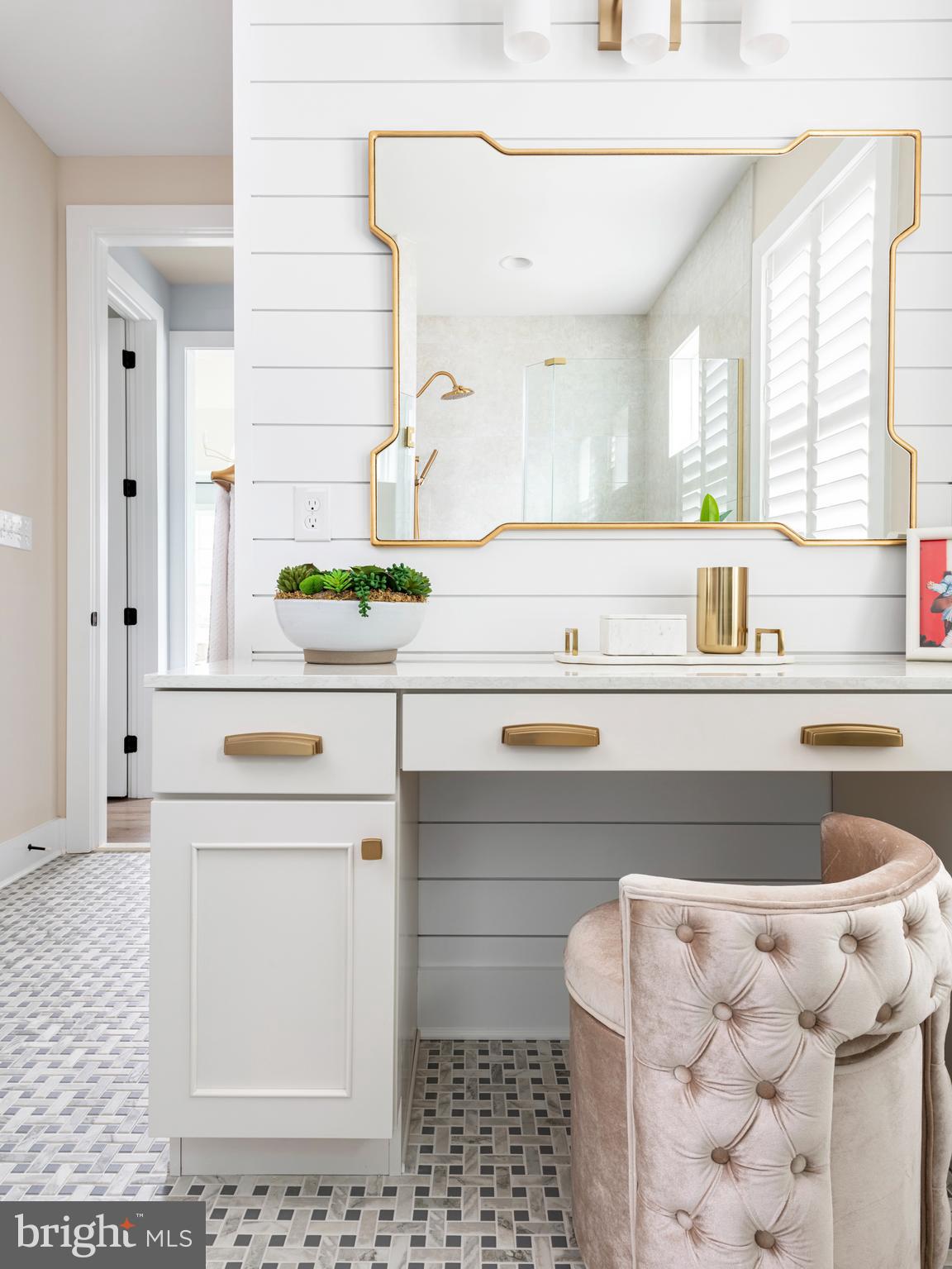 MONARCH - Residential