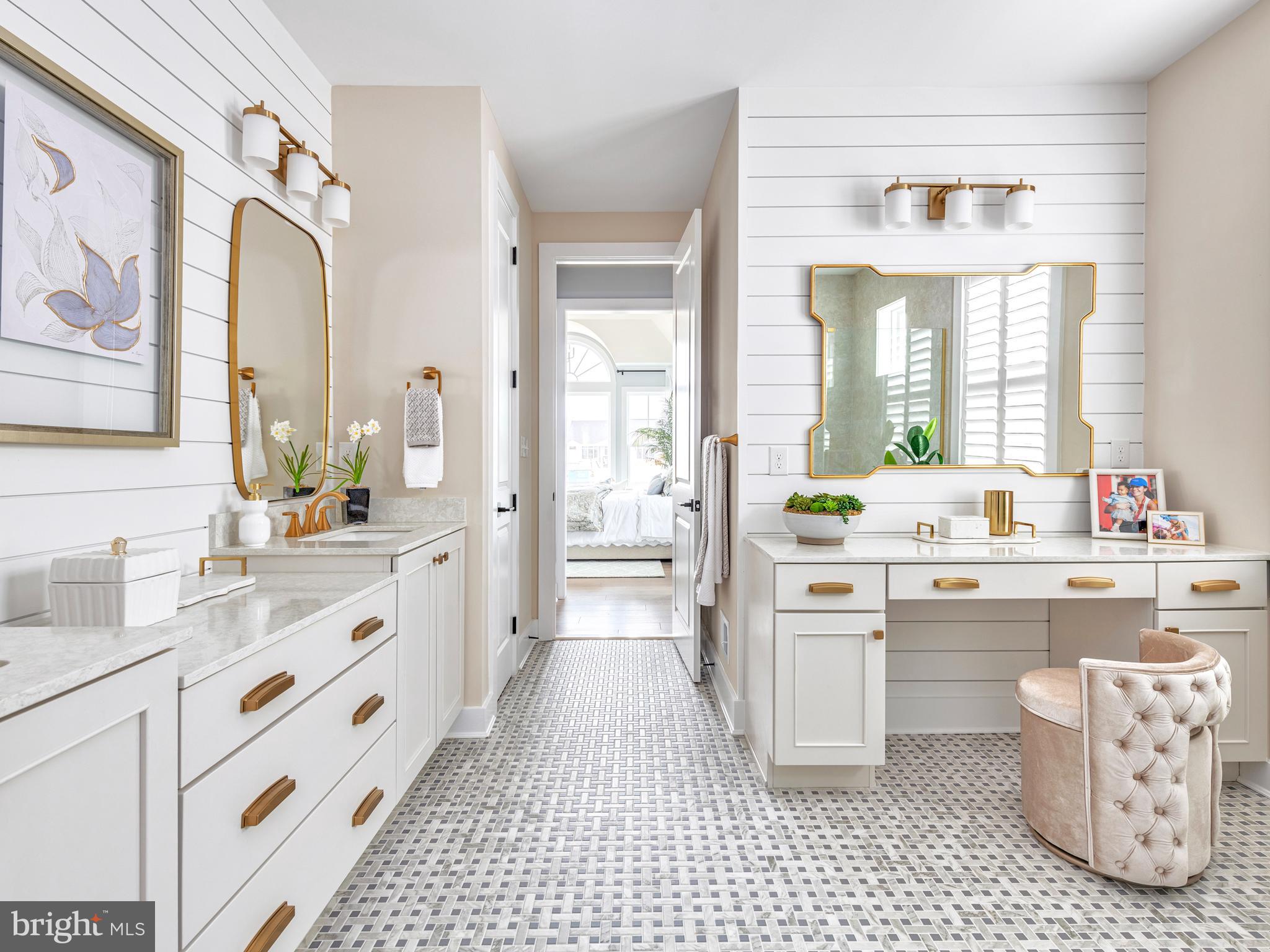 MONARCH - Residential