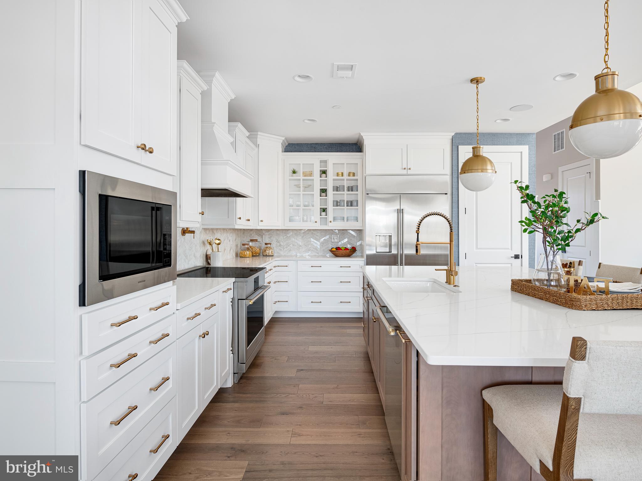 MONARCH - Residential