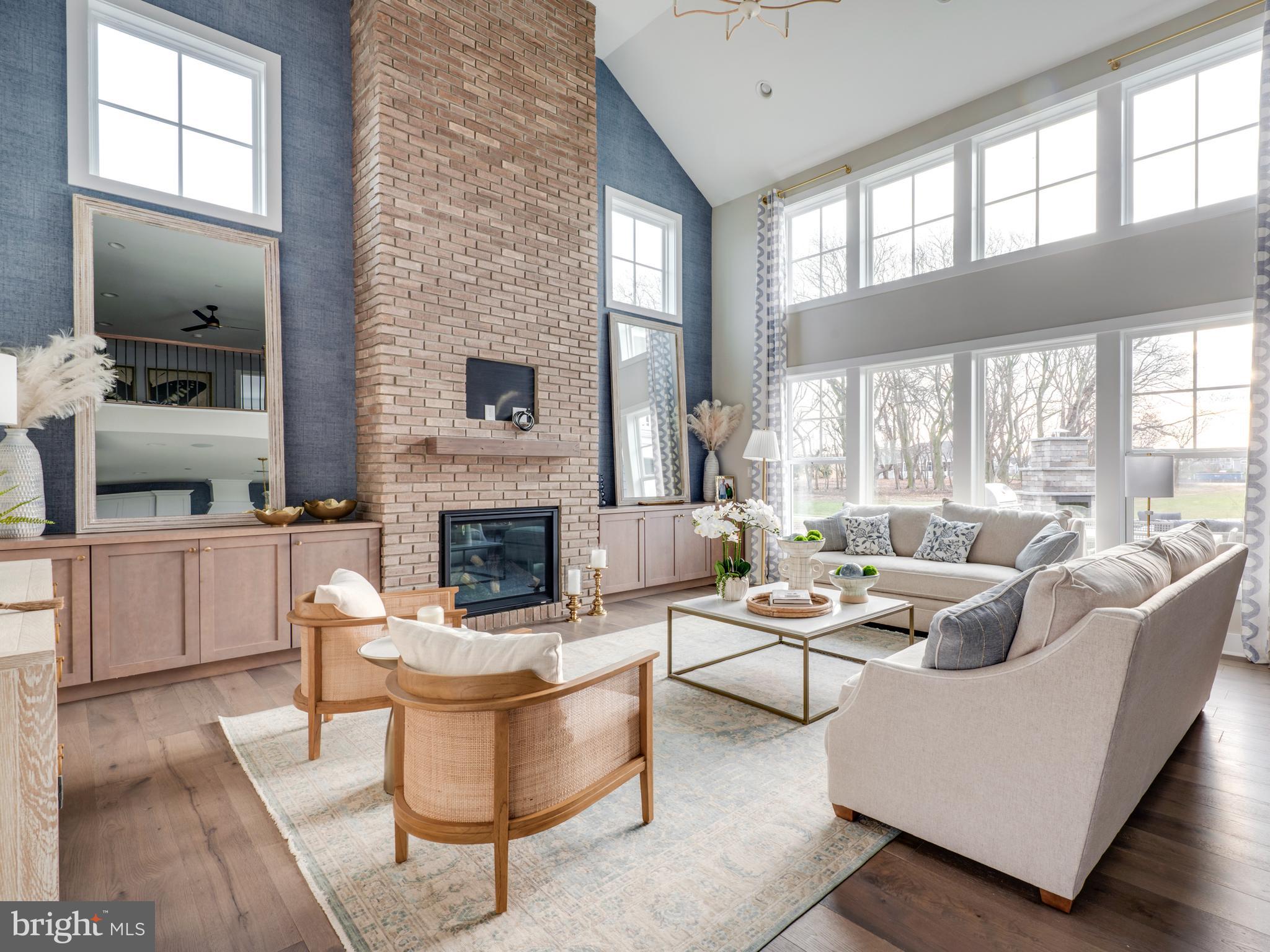 MONARCH - Residential