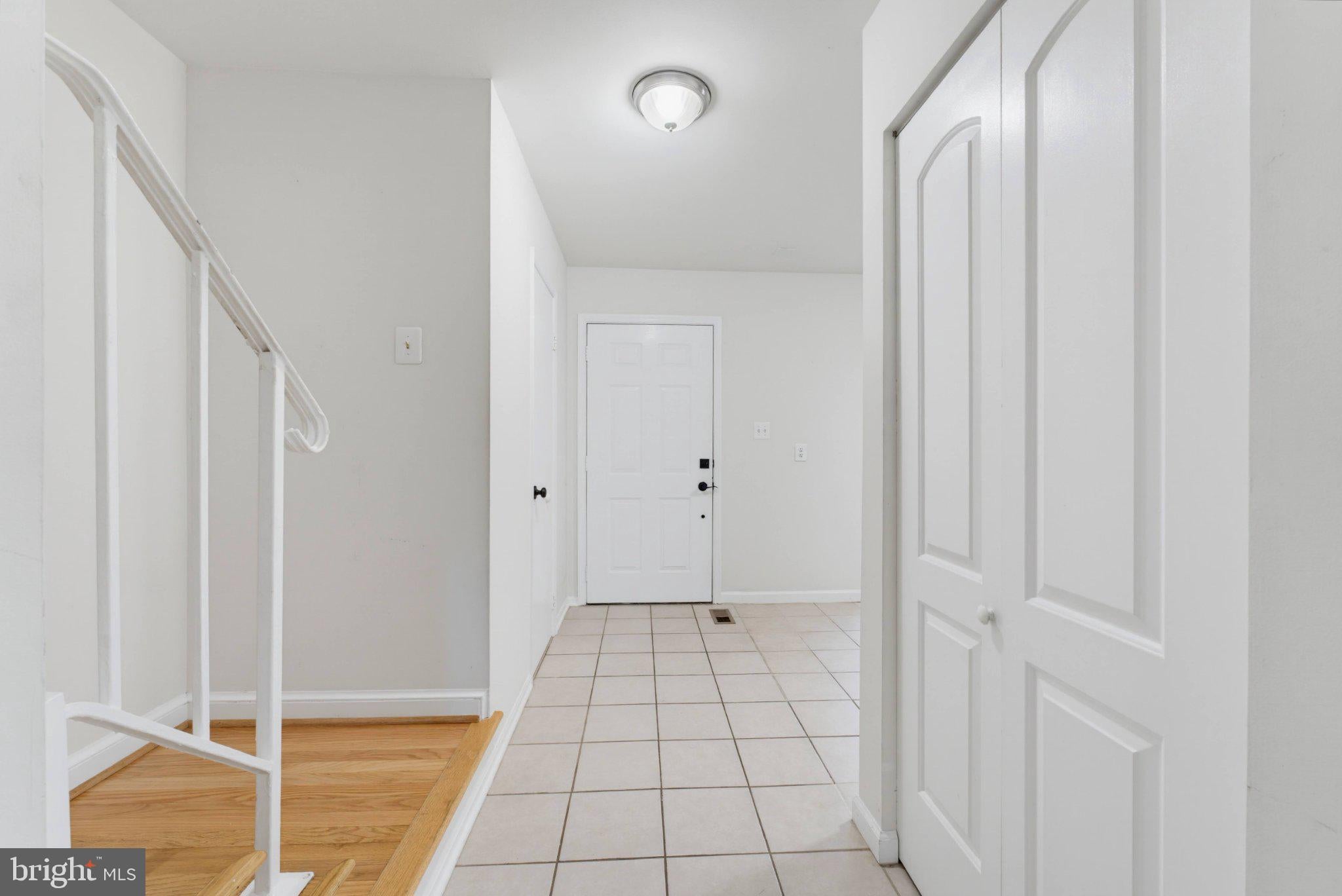 5612 RAPID RUN COURT