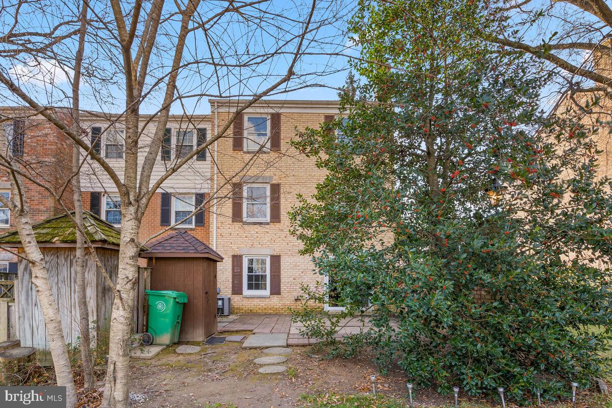 57 MIDLINE COURT
