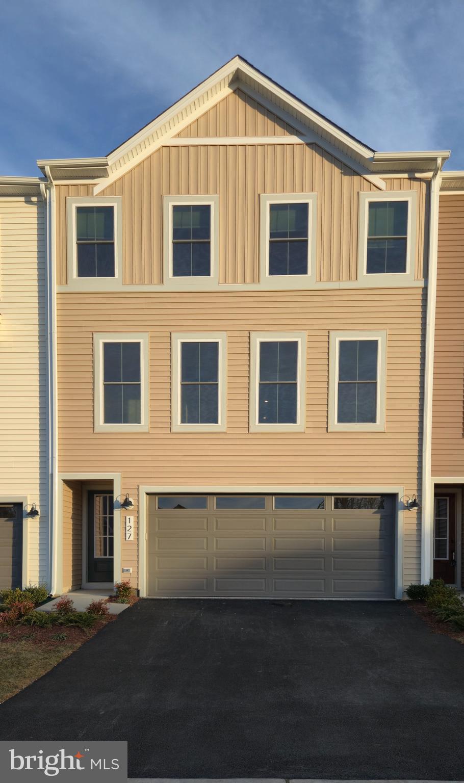 SNOWDEN BRIDGE - Residential Lease