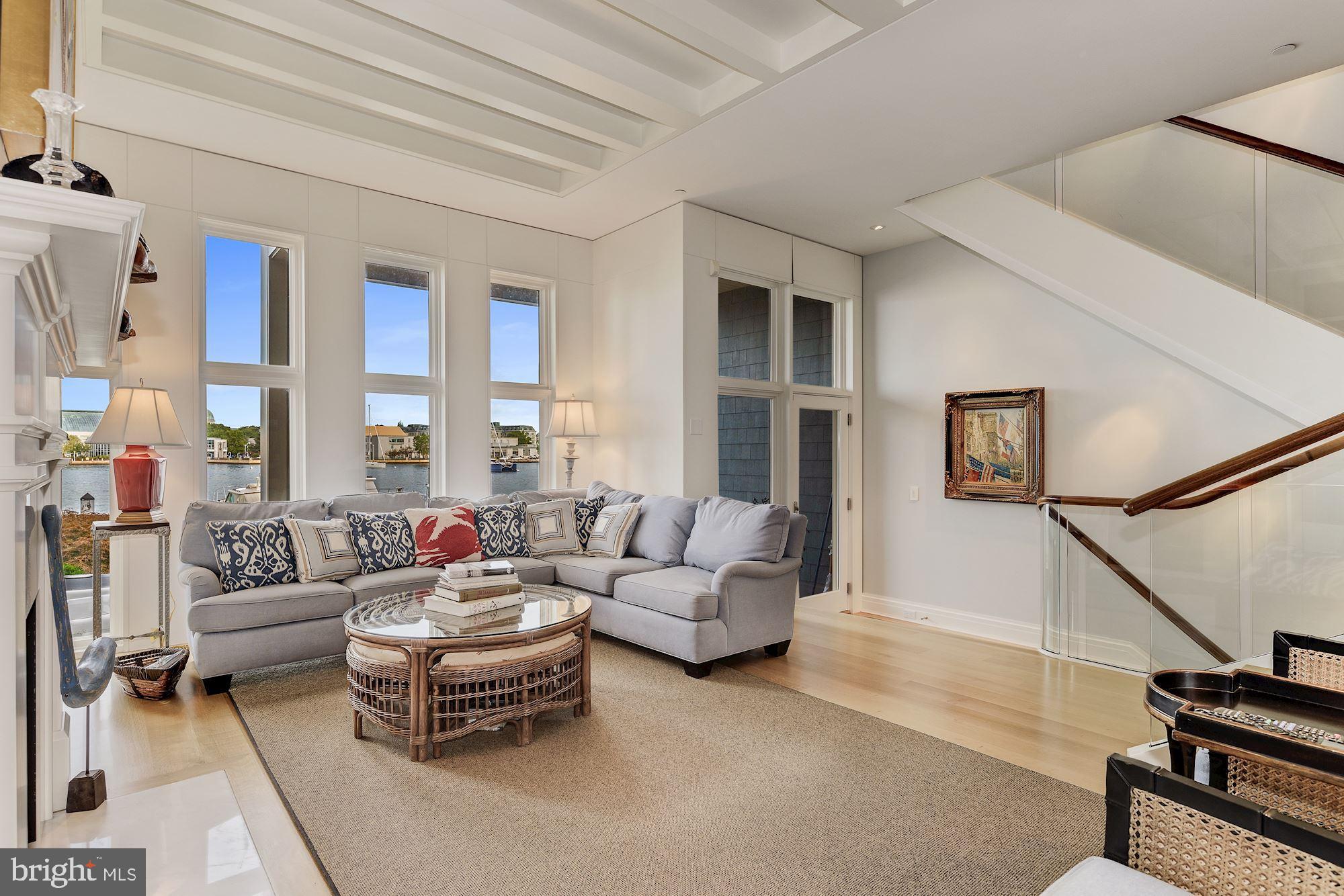 EASTPORT - Residential