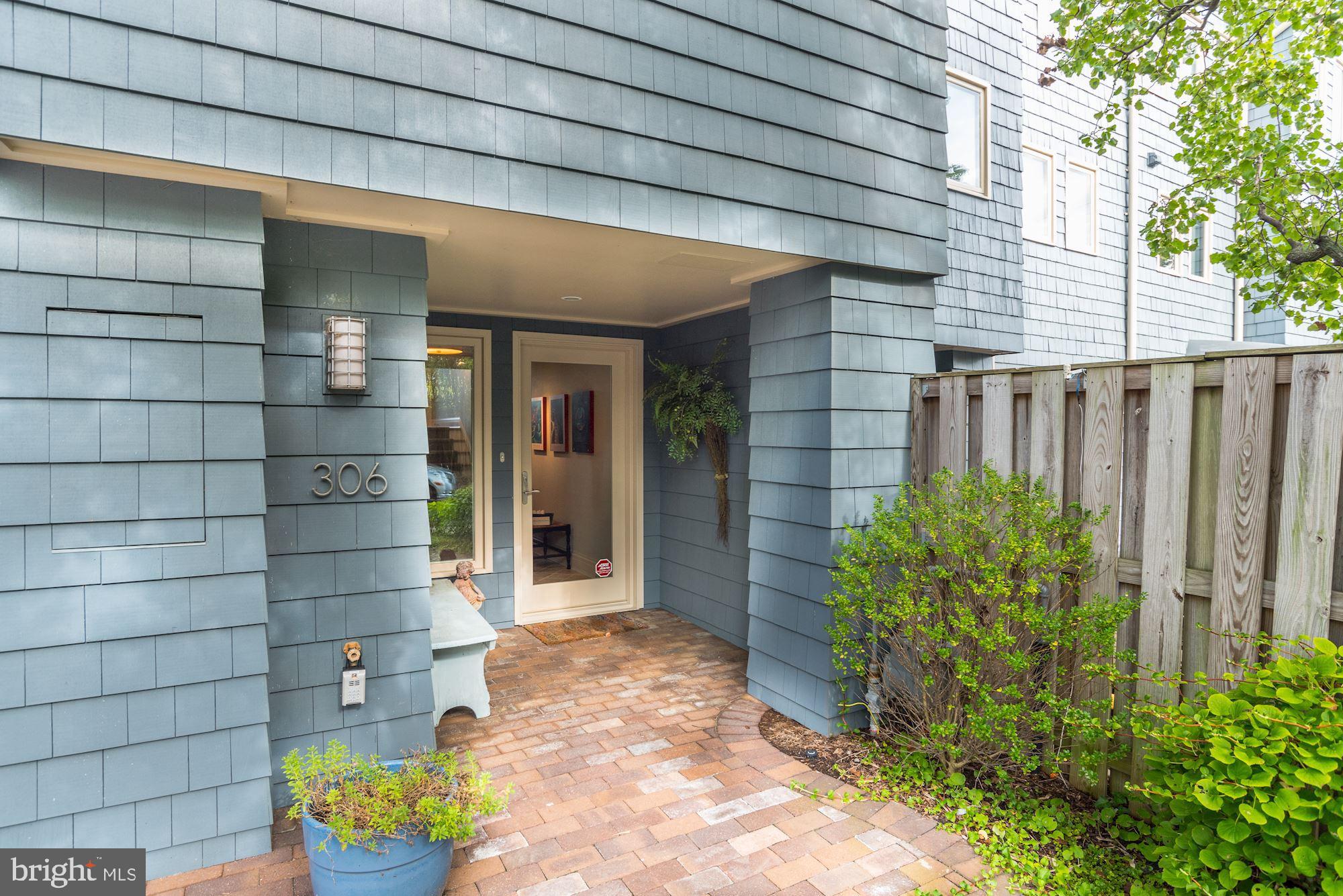 EASTPORT - Residential