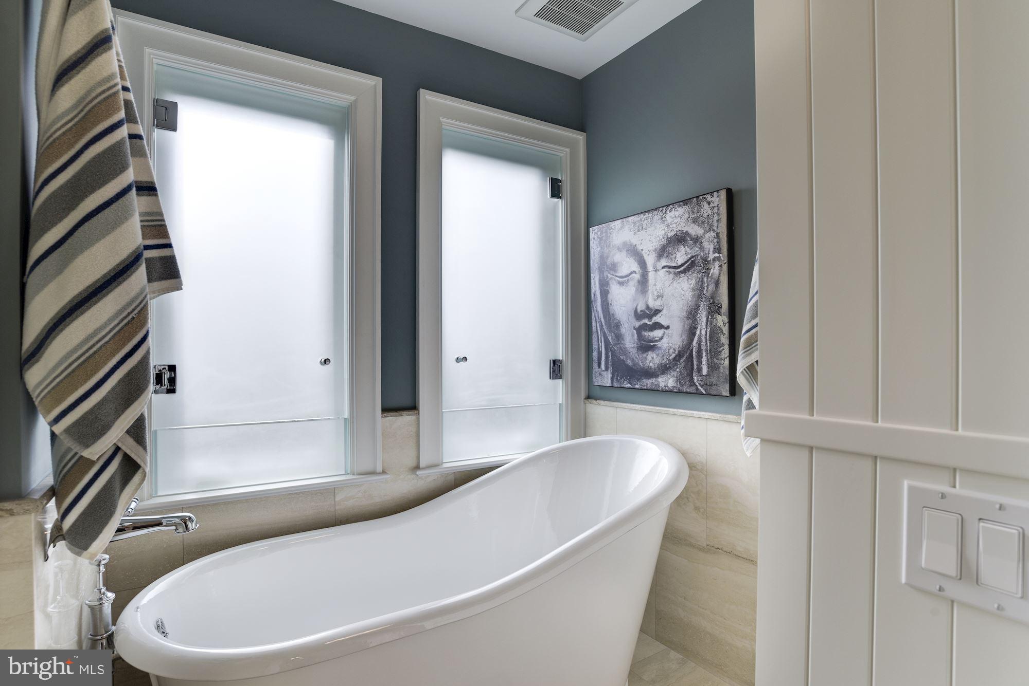 EASTPORT - Residential