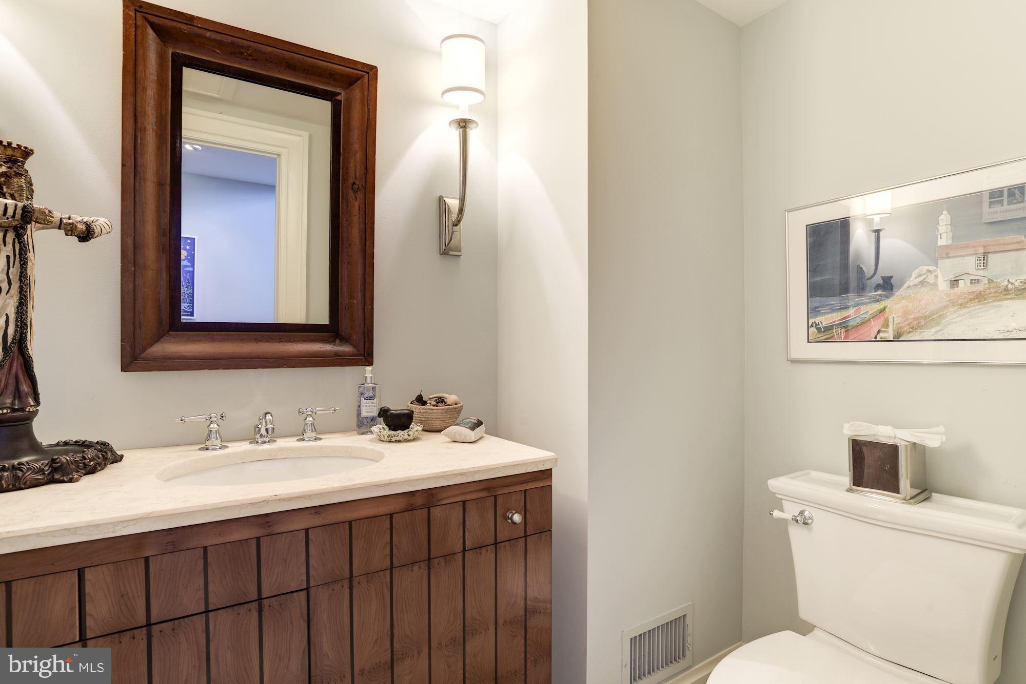 EASTPORT - Residential