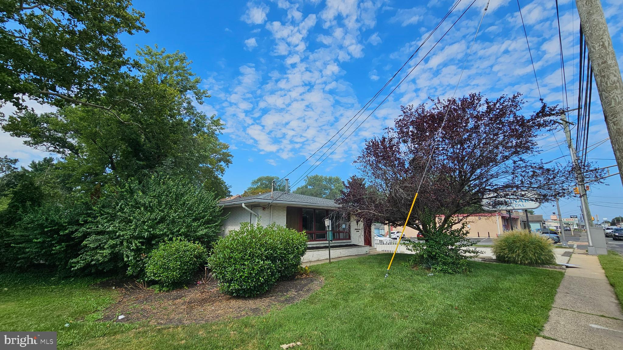 312 N WHITE HORSE PIKE