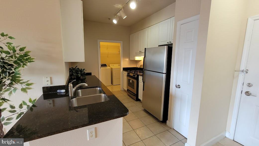 501 HUNGERFORD DRIVE 207