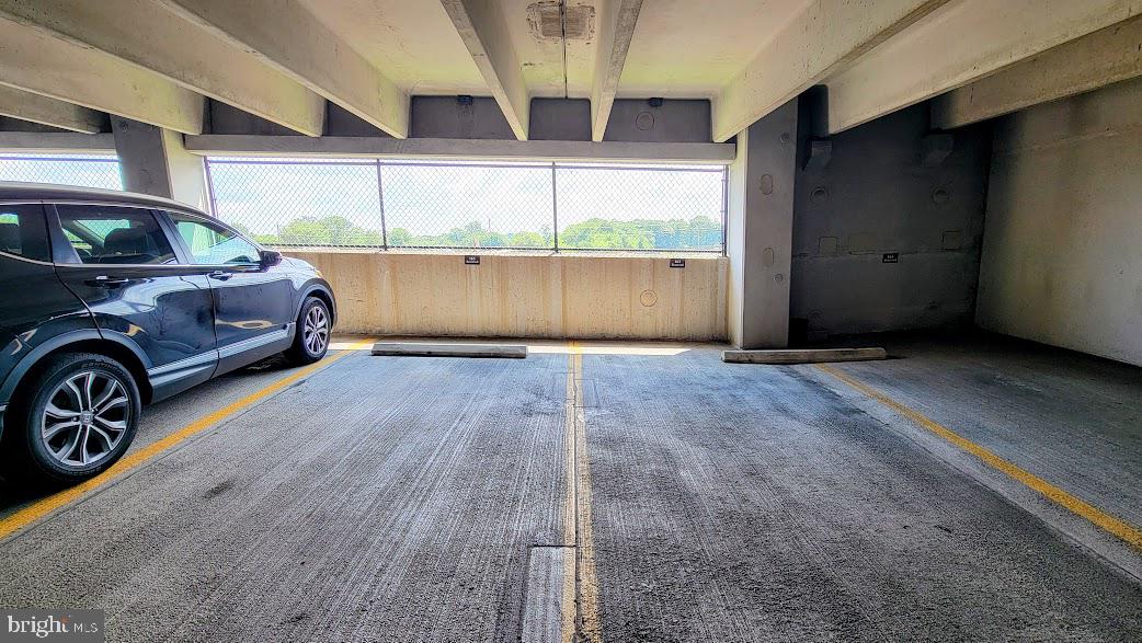 FITZ AT ROCKVILLE TOWN C - Residential