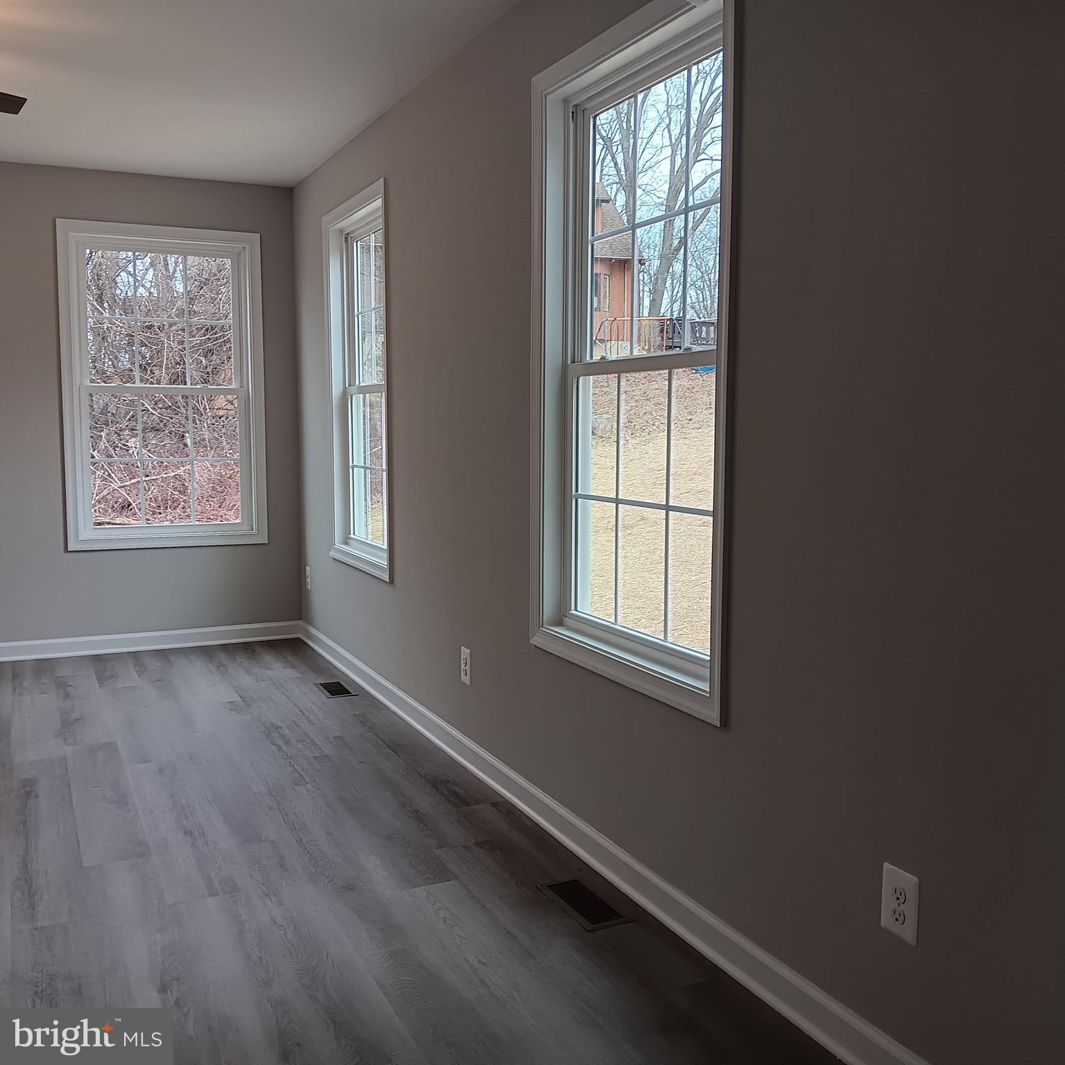 SHEN SHORES - Residential