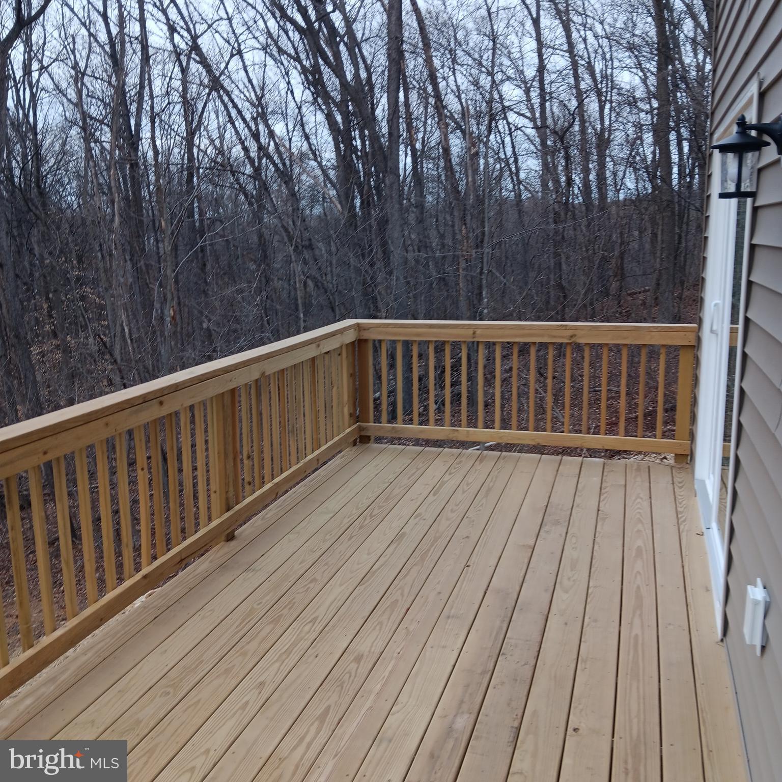 SHEN SHORES - Residential