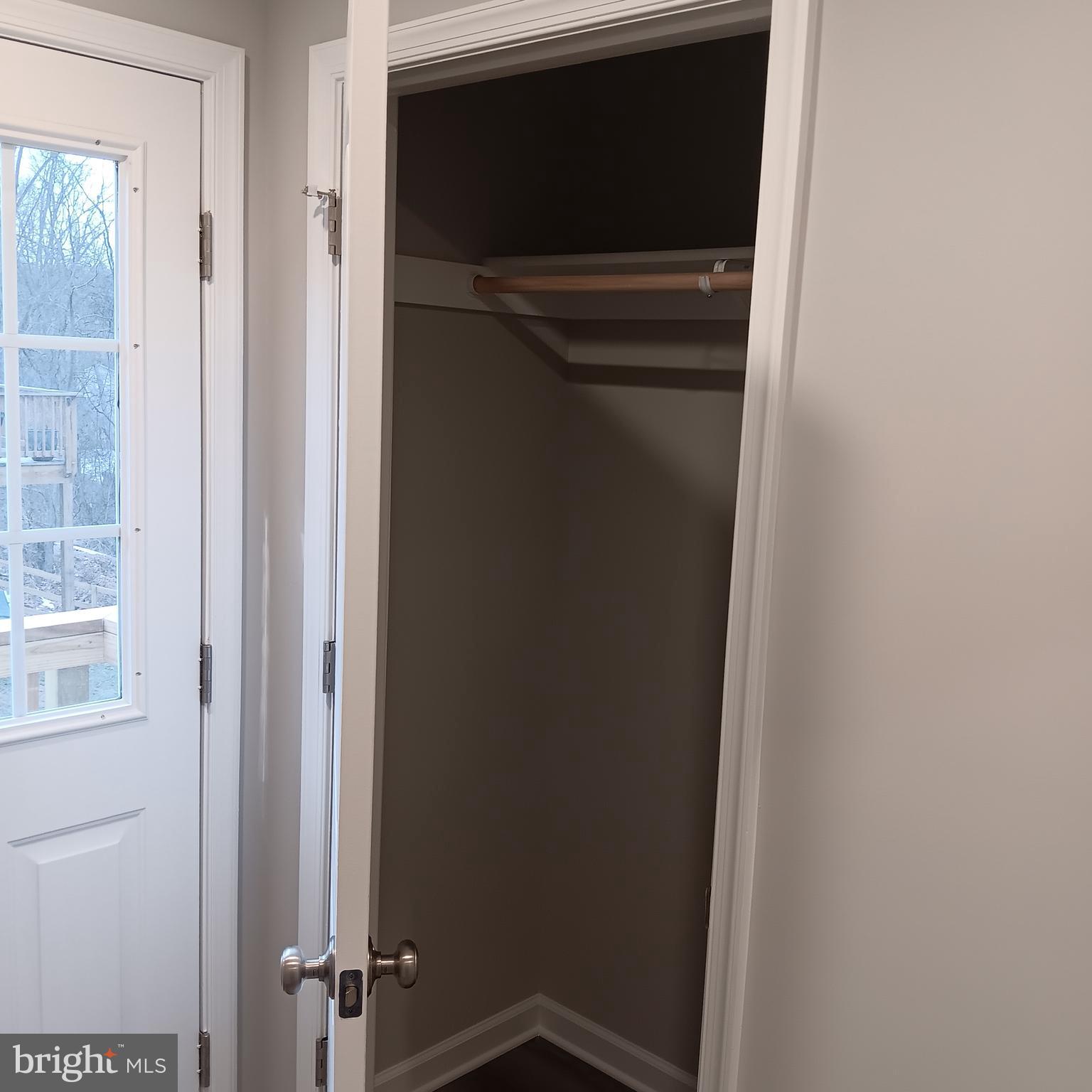 SHEN SHORES - Residential