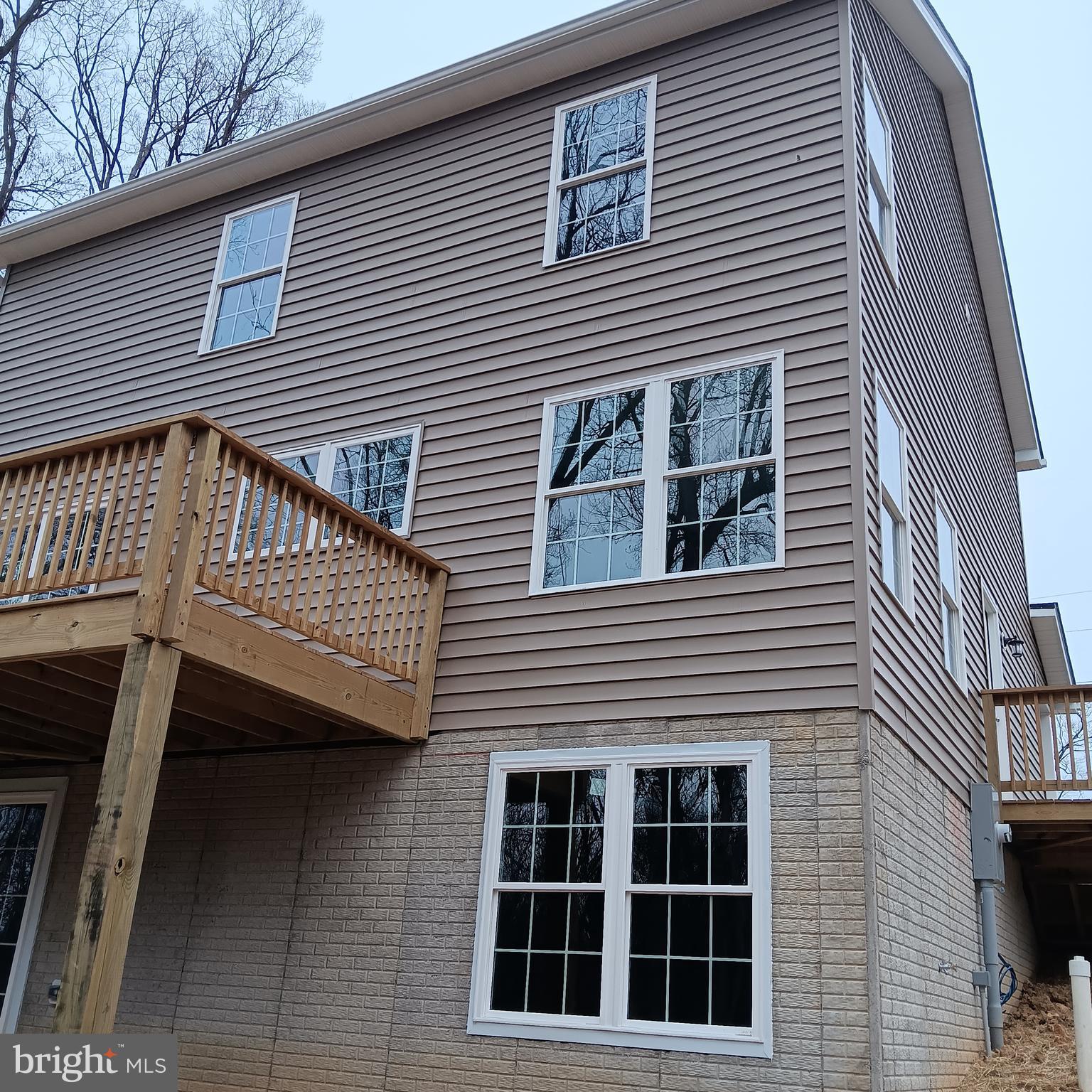 SHEN SHORES - Residential