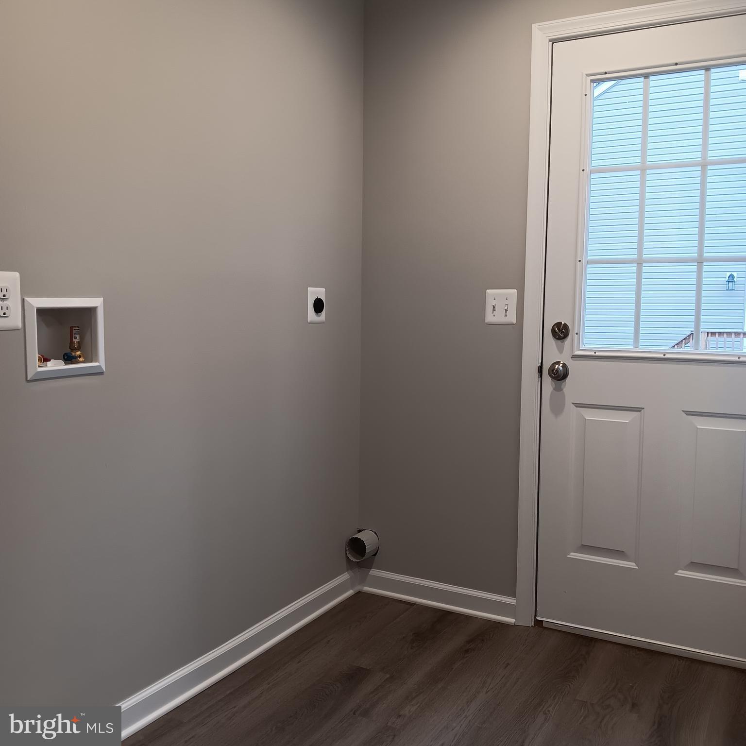 SHEN SHORES - Residential