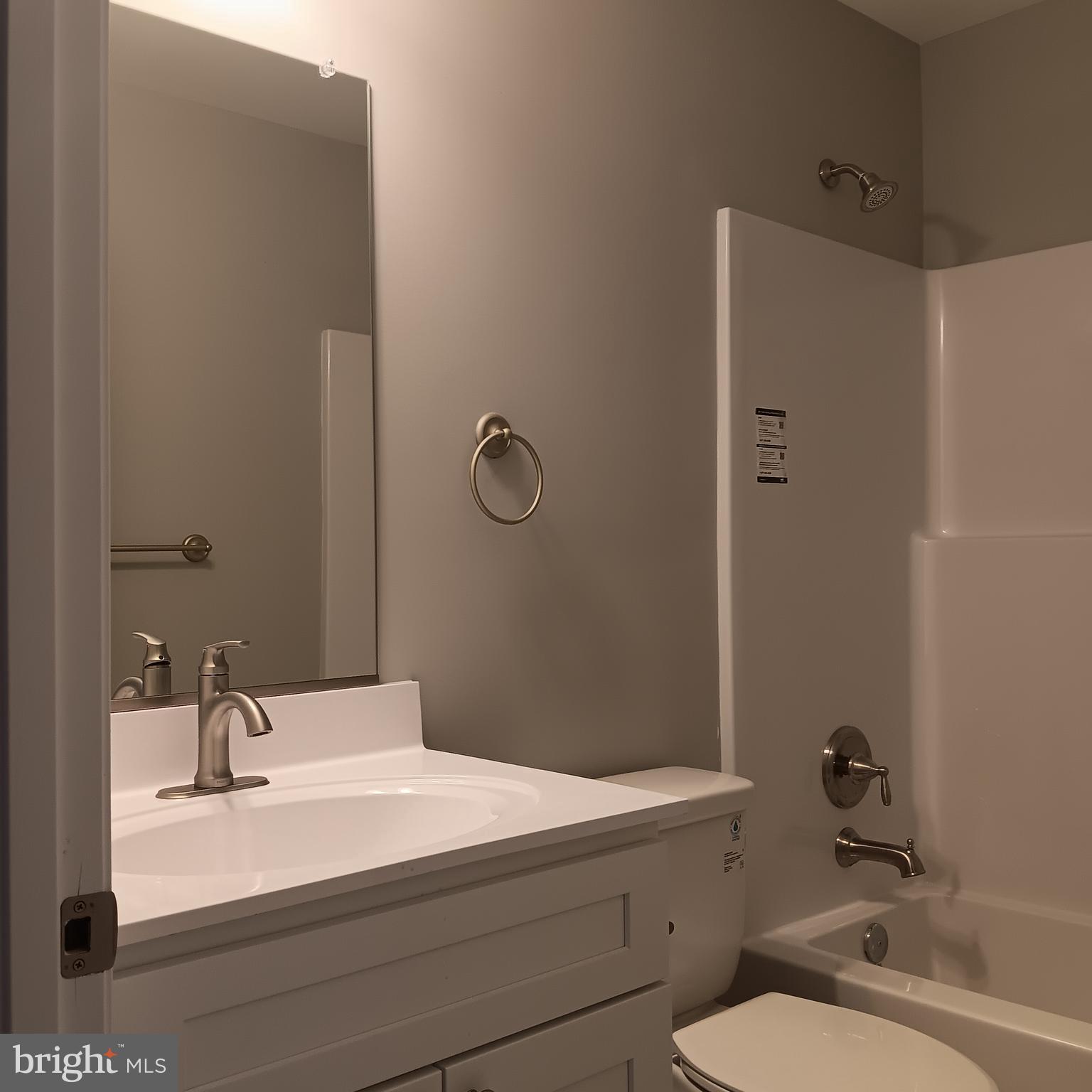 SHEN SHORES - Residential