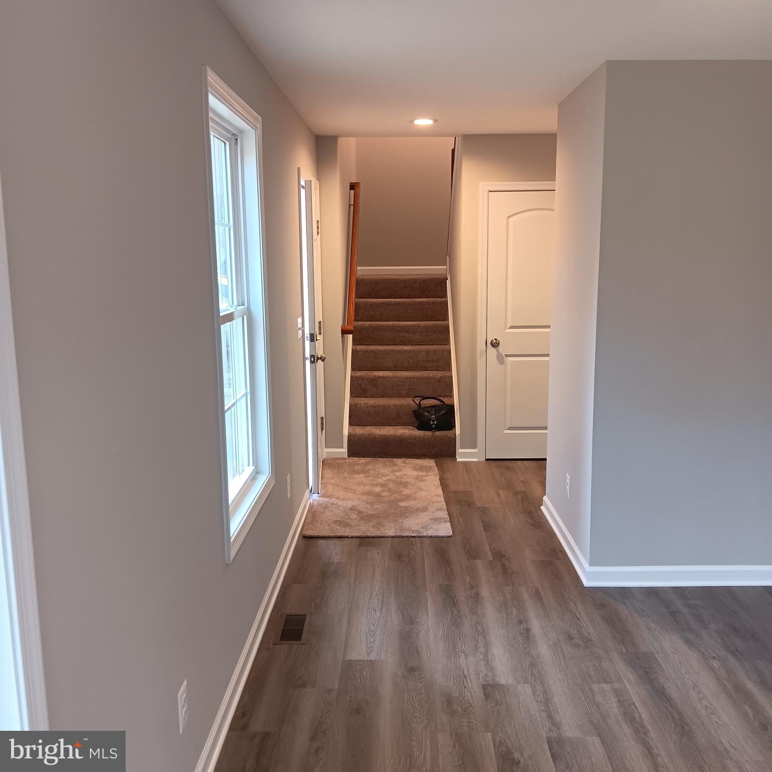 SHEN SHORES - Residential