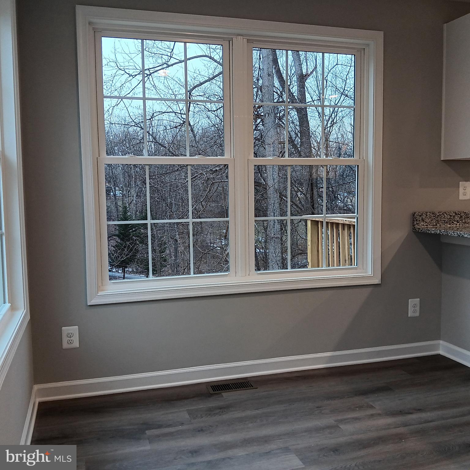 SHEN SHORES - Residential