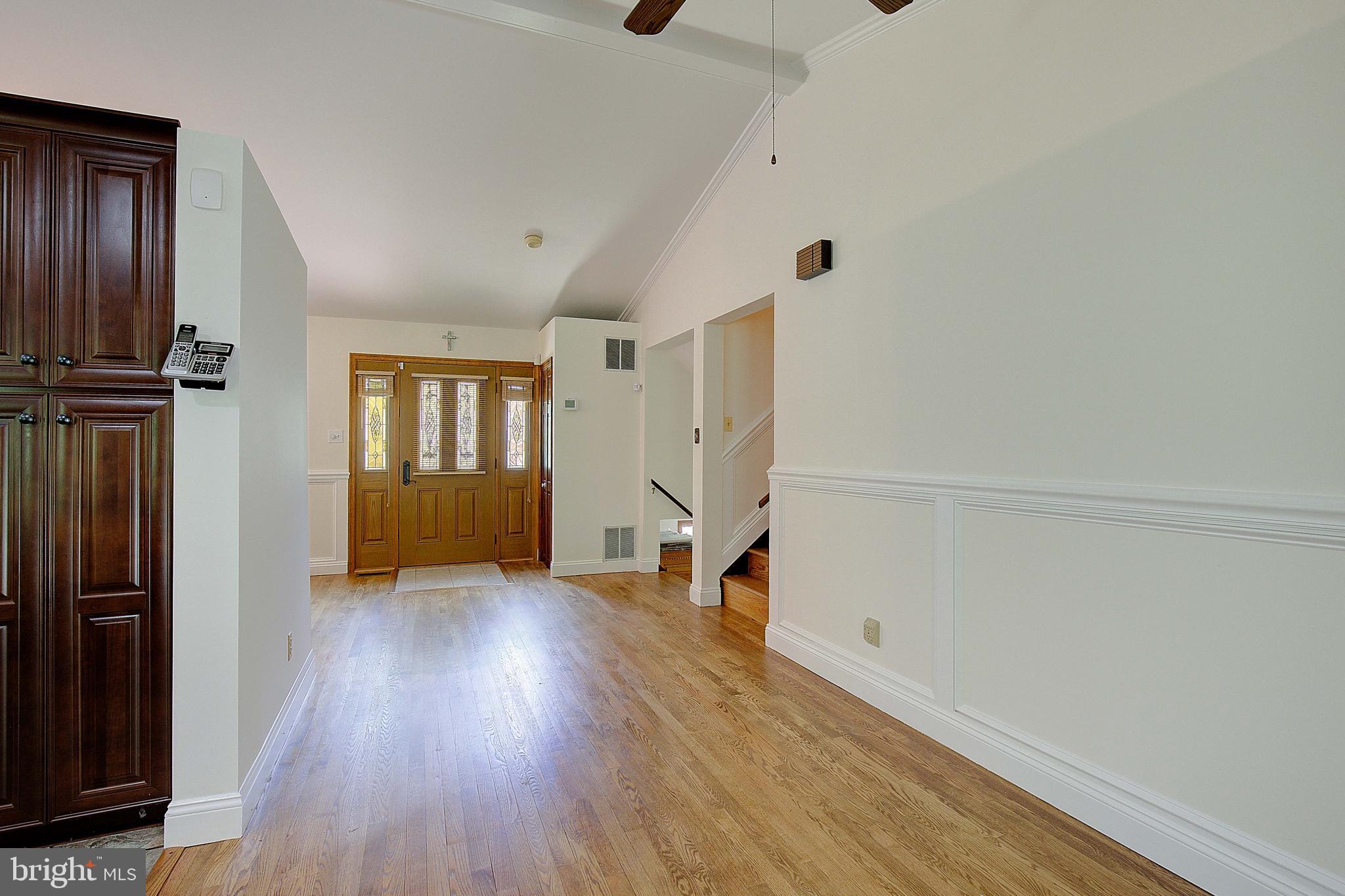 1398 HURLOCK LANE