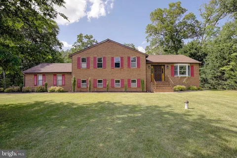 1398 Hurlock Lane, Pasadena, MD MLS: MDAA2115374