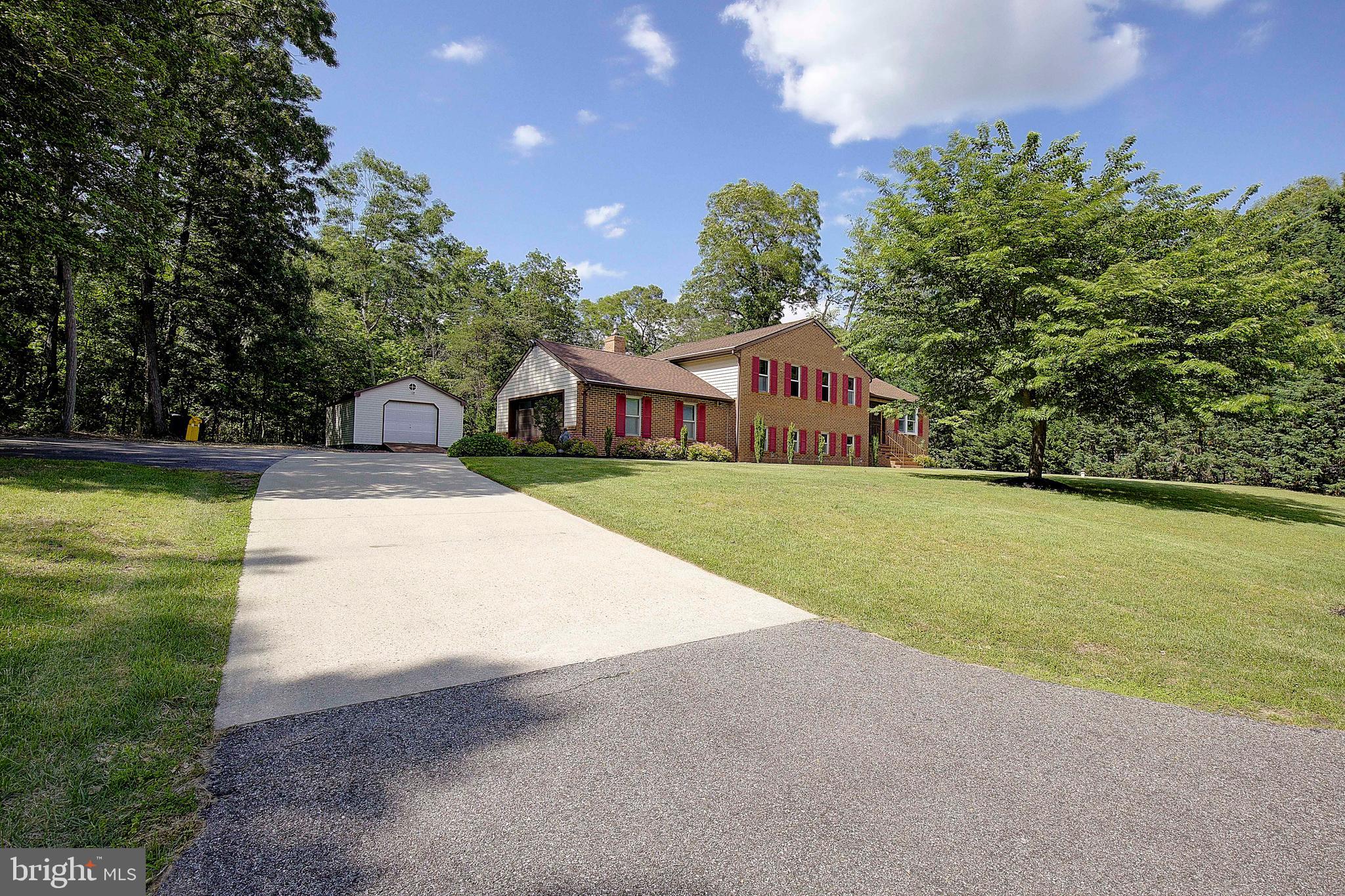 1398 HURLOCK LANE