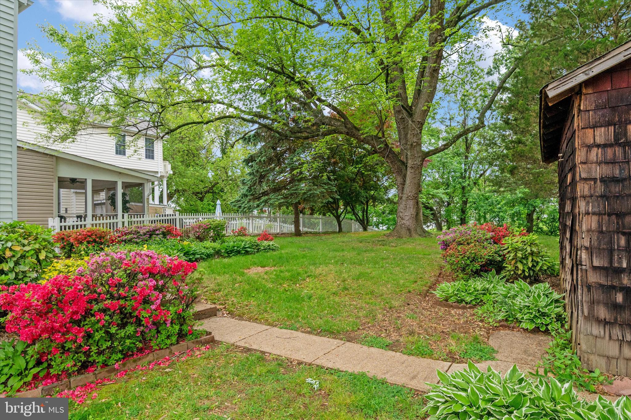 HOMEWOOD - Residential