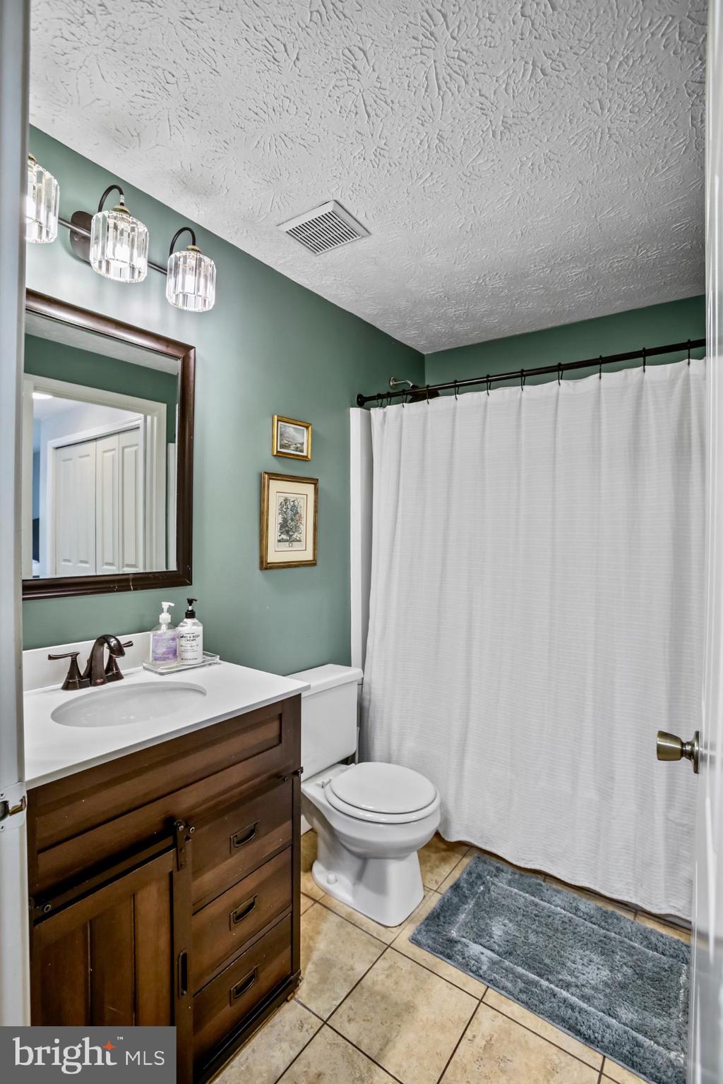 BIRCHFIELD WOODS - Residential