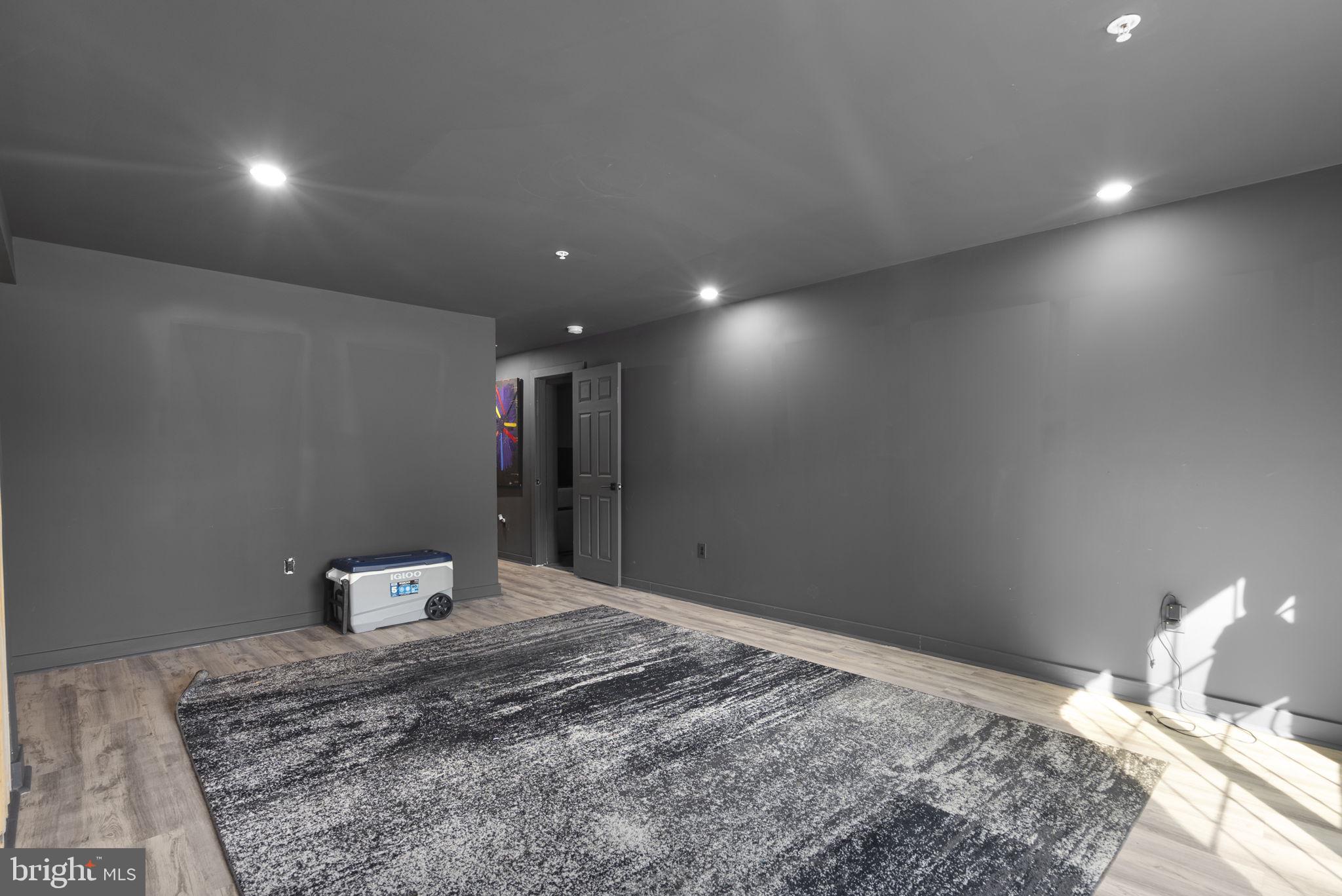 CANTER CREEK - Residential