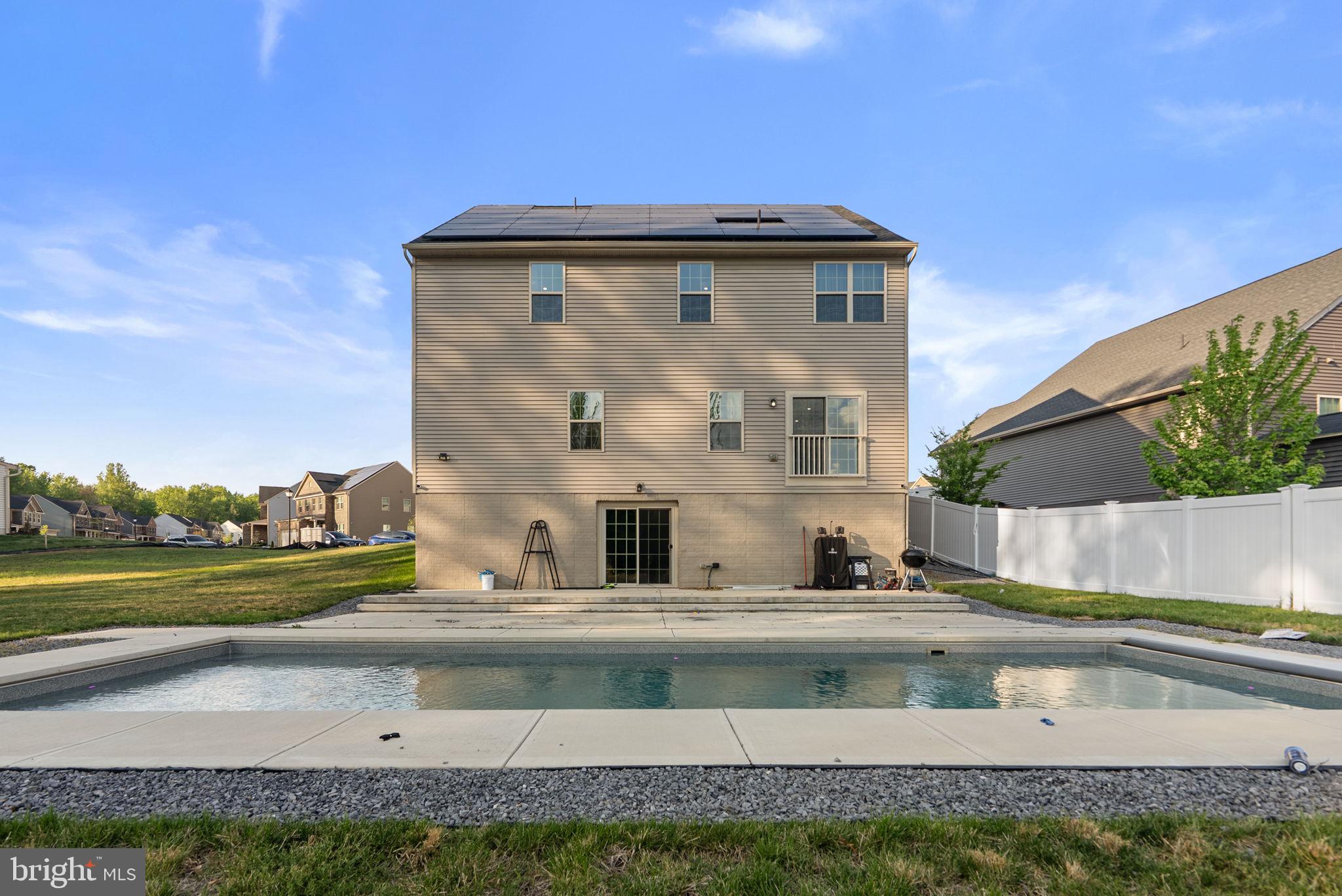 CANTER CREEK - Residential