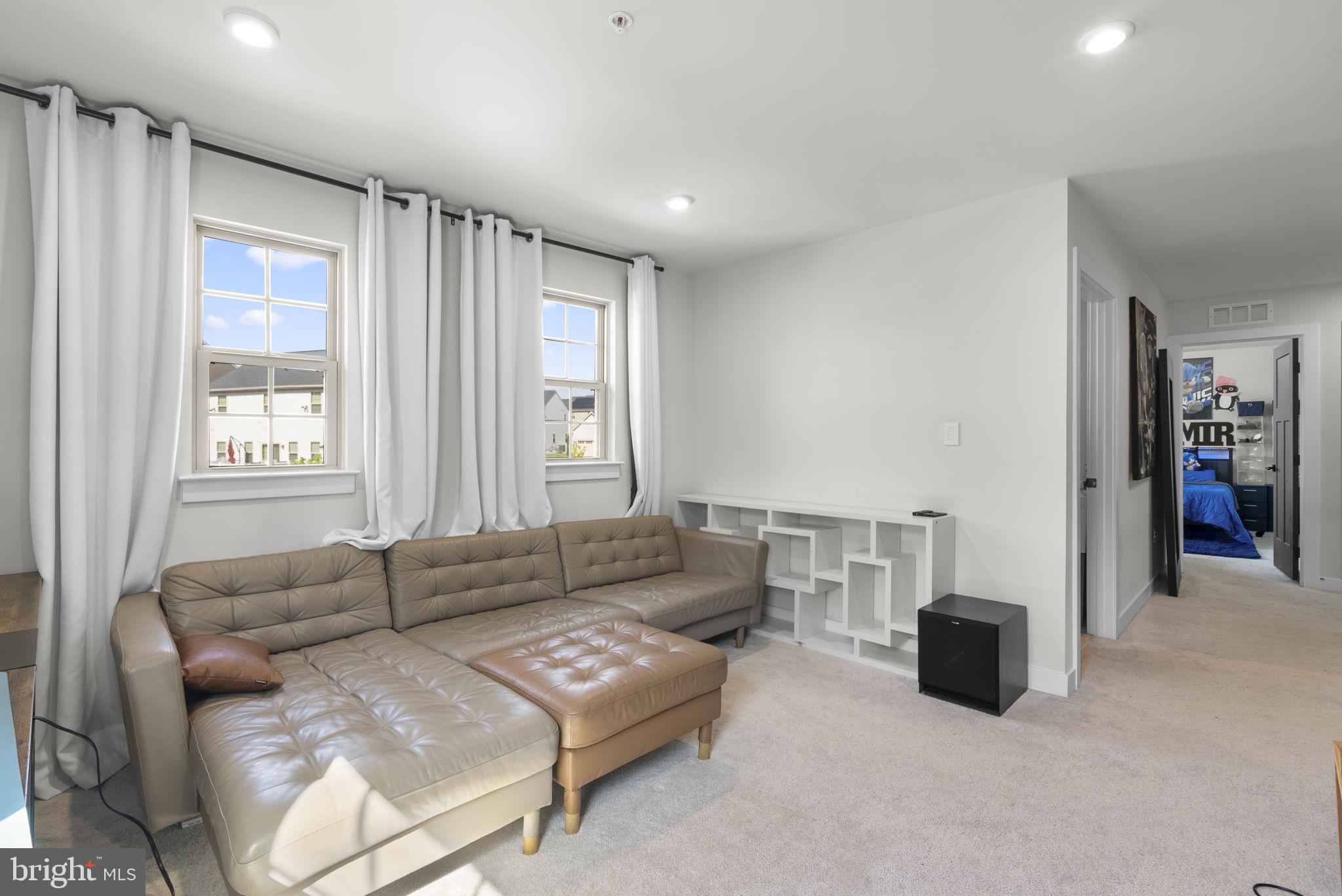 CANTER CREEK - Residential