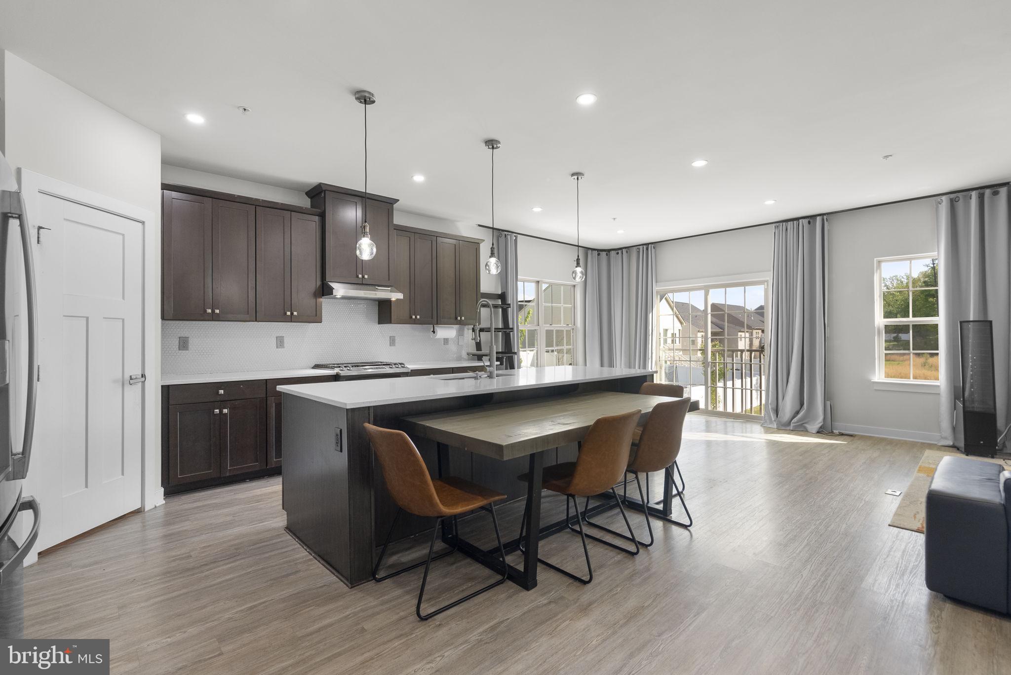 CANTER CREEK - Residential