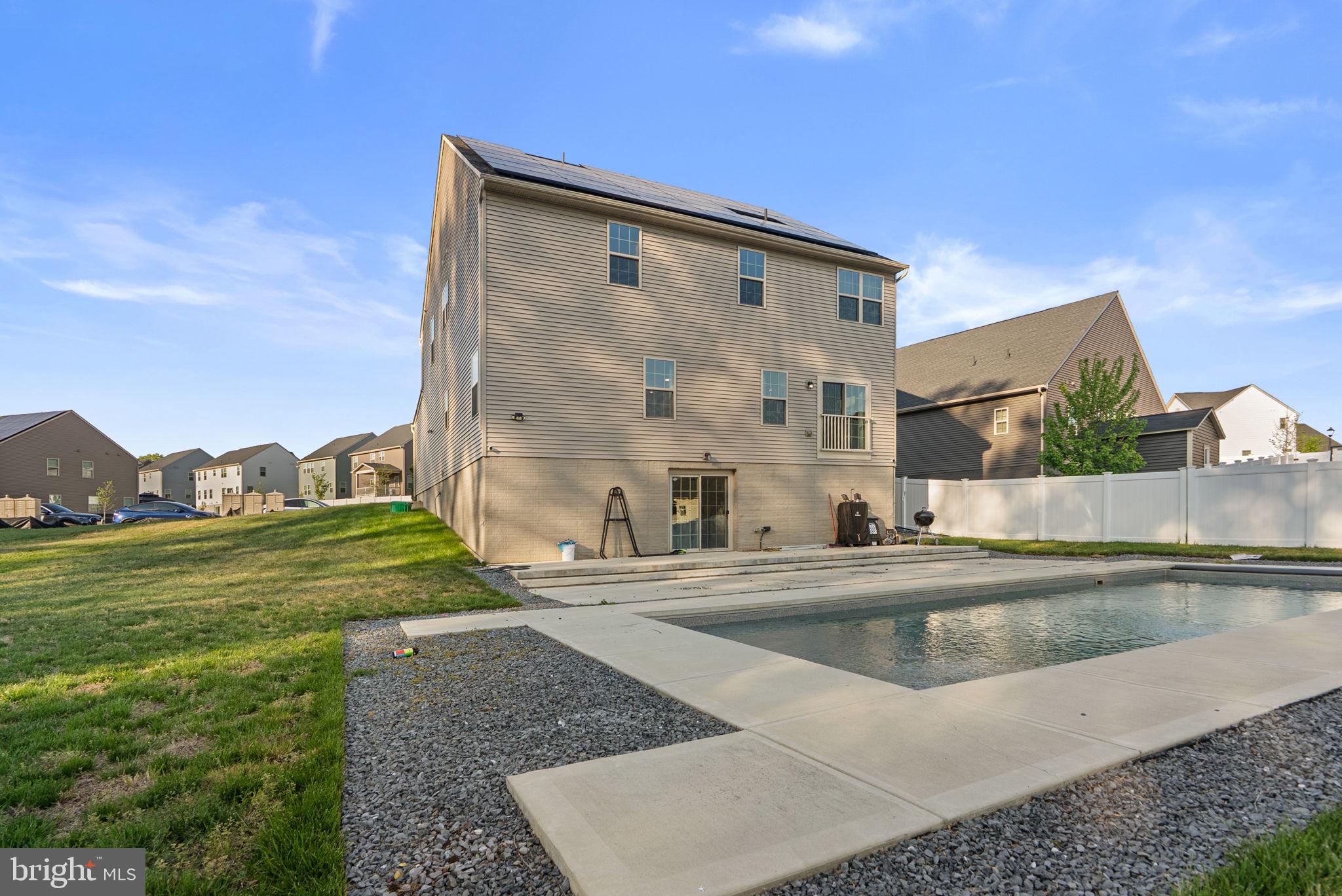 CANTER CREEK - Residential