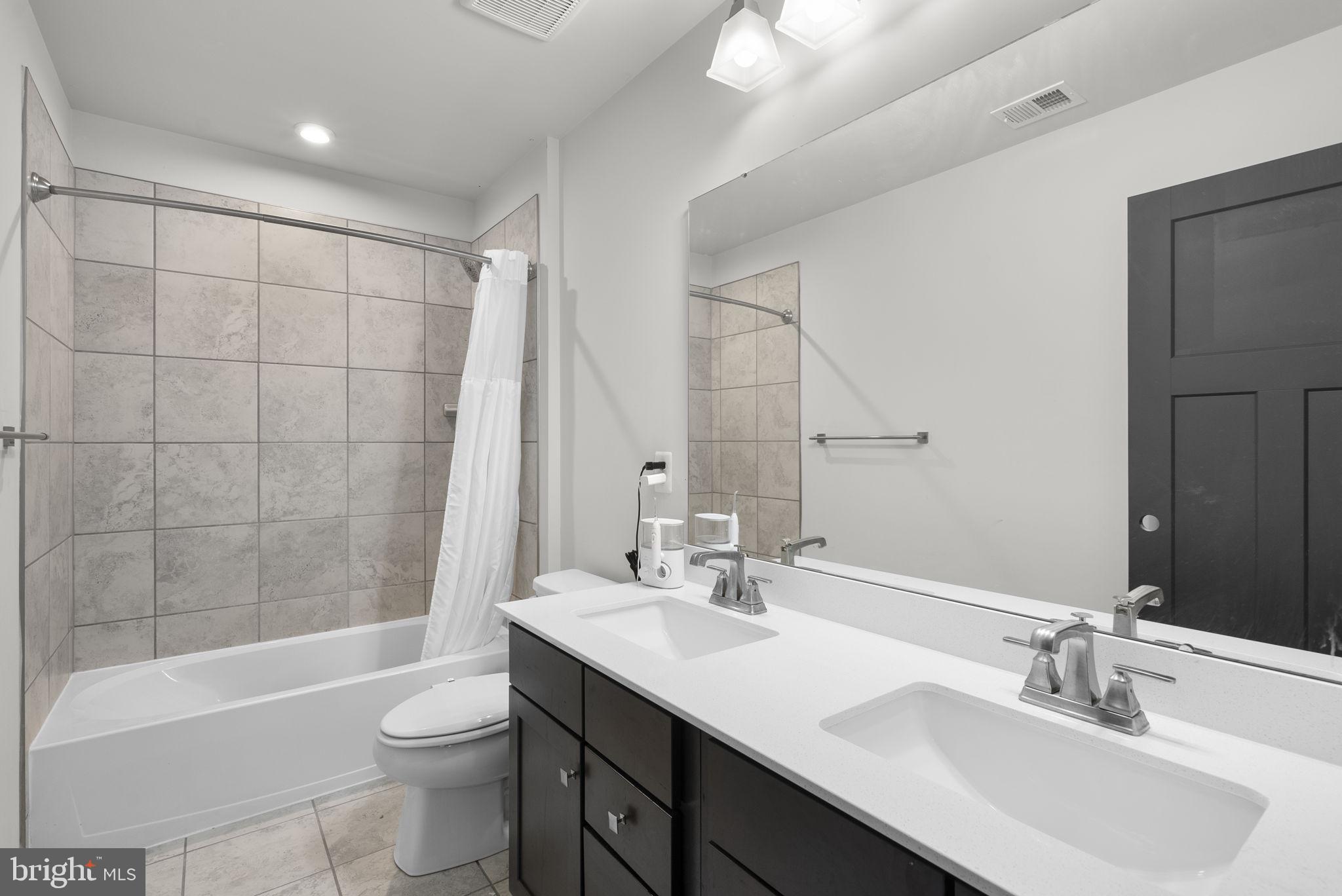 CANTER CREEK - Residential