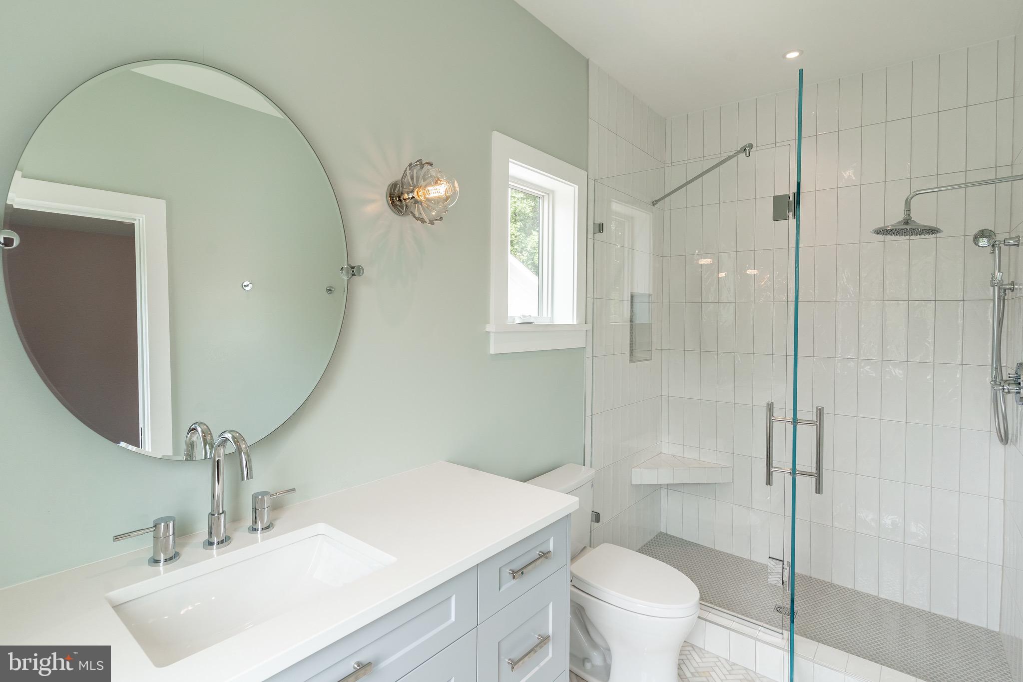 COUNTRY CLUB HILLS - Residential