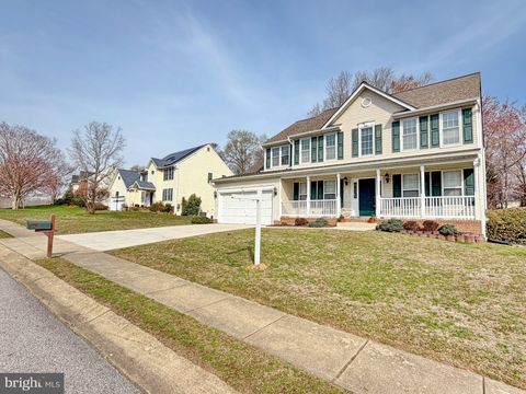 Homes For Sale - 1209 Cornwall Drive<br/> LA PLATA, MD 20646