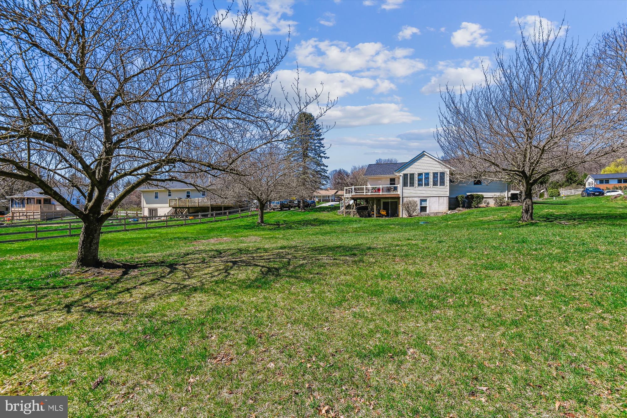 FAIRMOUNT NORTH - Residential