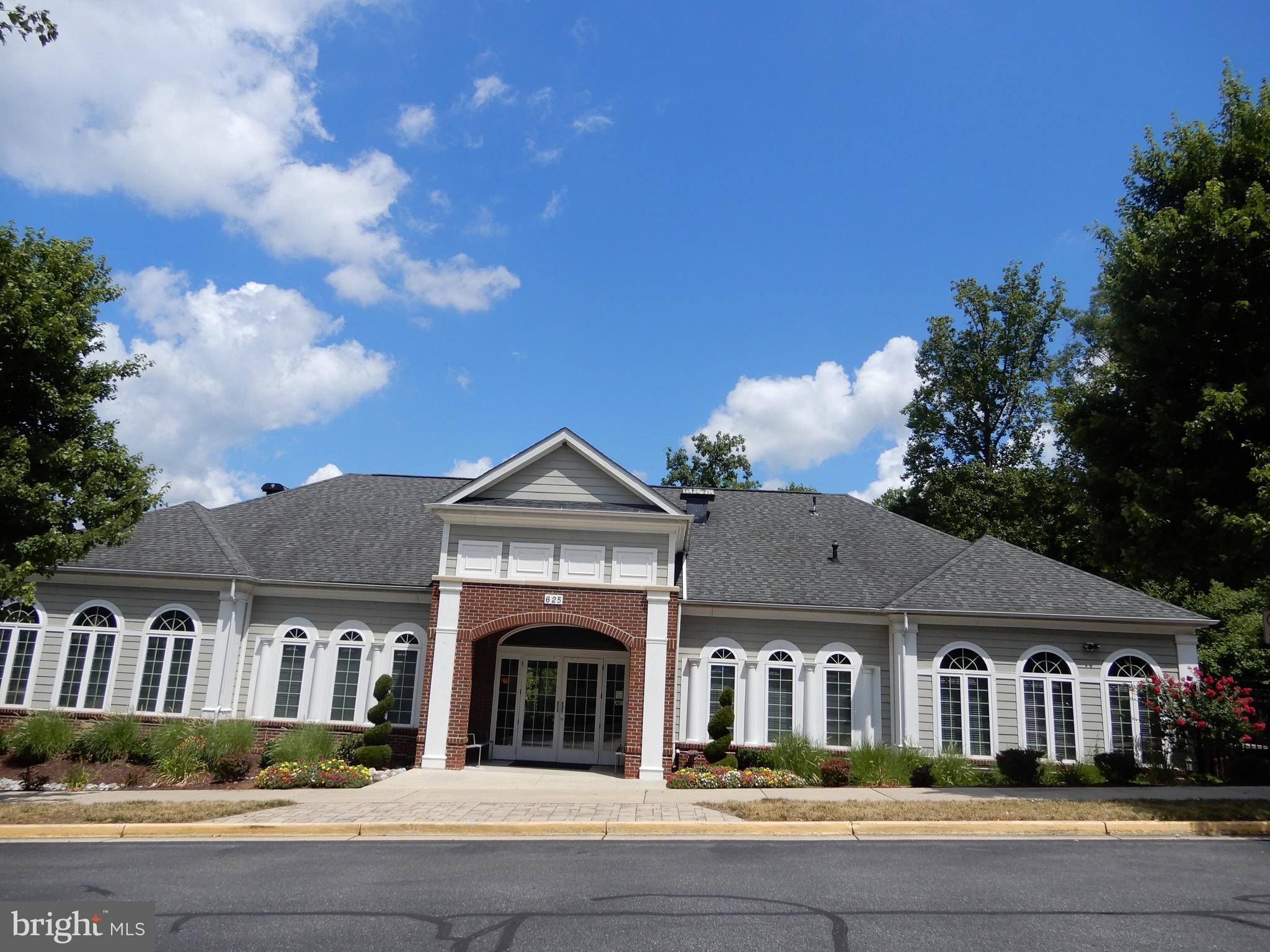 SUMMERFIELD - Residential