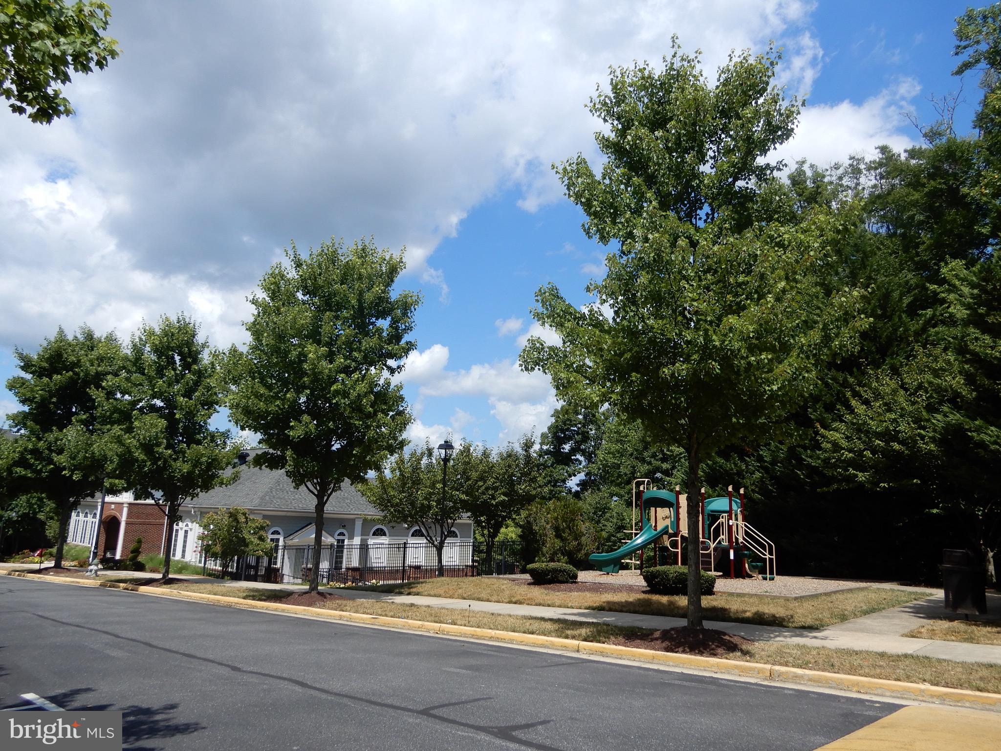 SUMMERFIELD - Residential